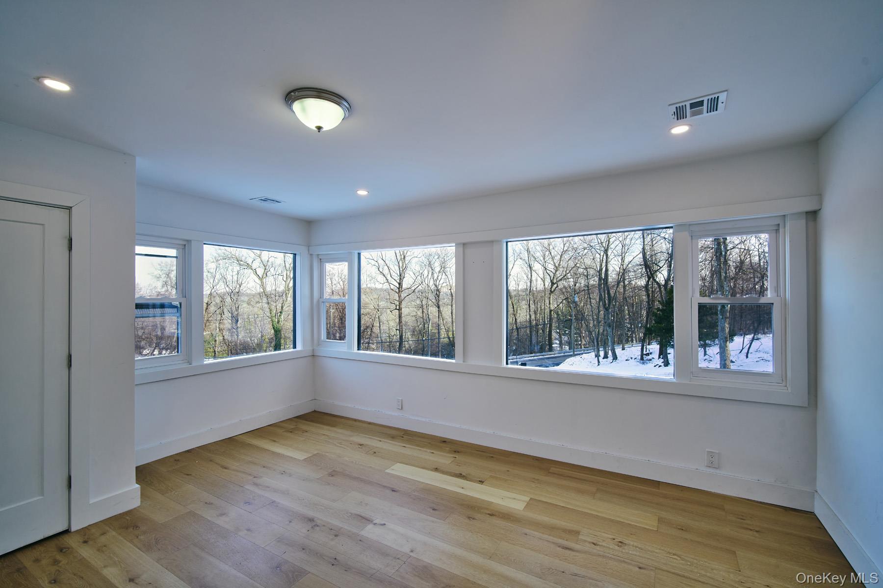 189 Mc Namara Road Property Photo 18