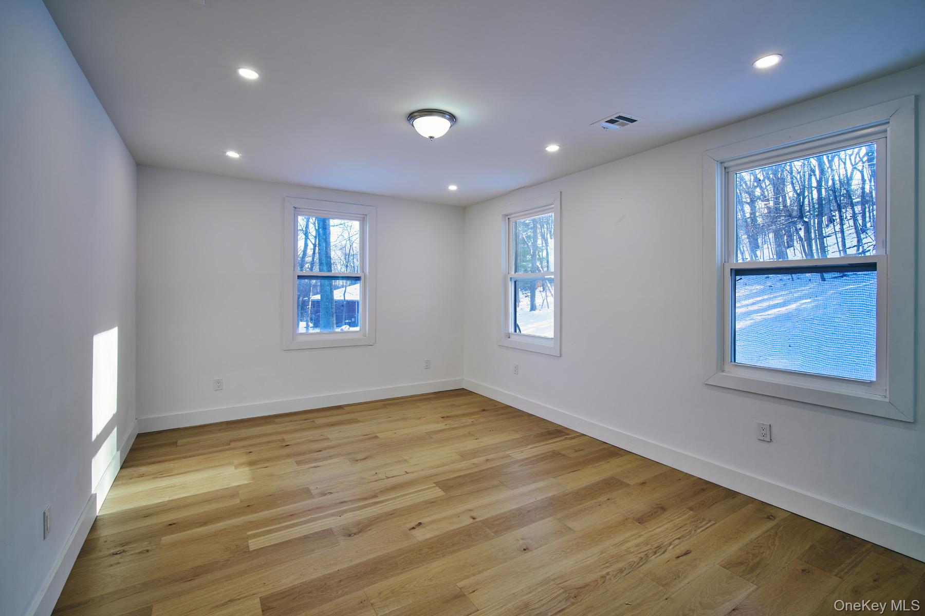 189 Mc Namara Road Property Photo 22
