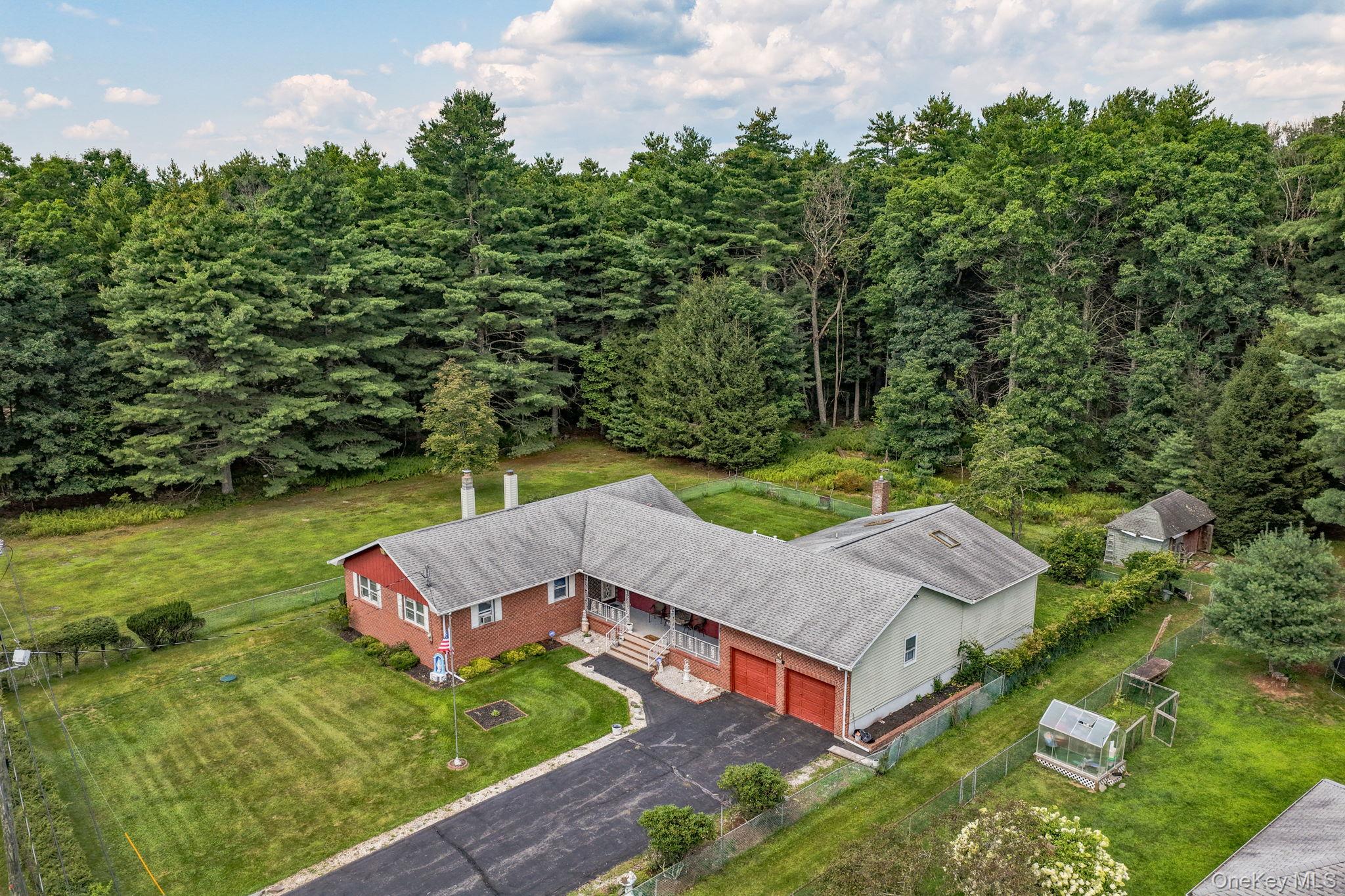 492 White Road Property Photo 1
