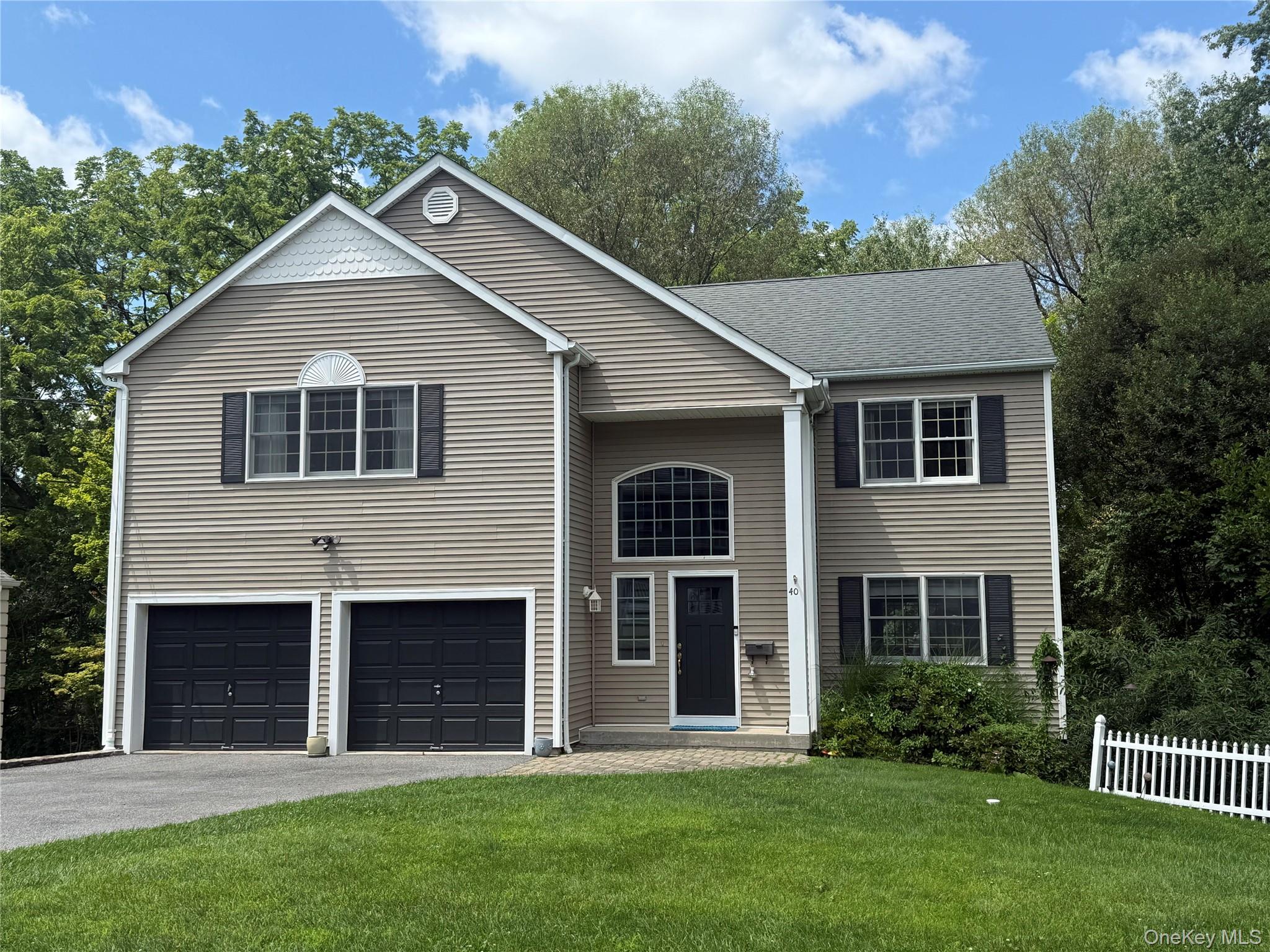 40 Brook Street Property Photo 1