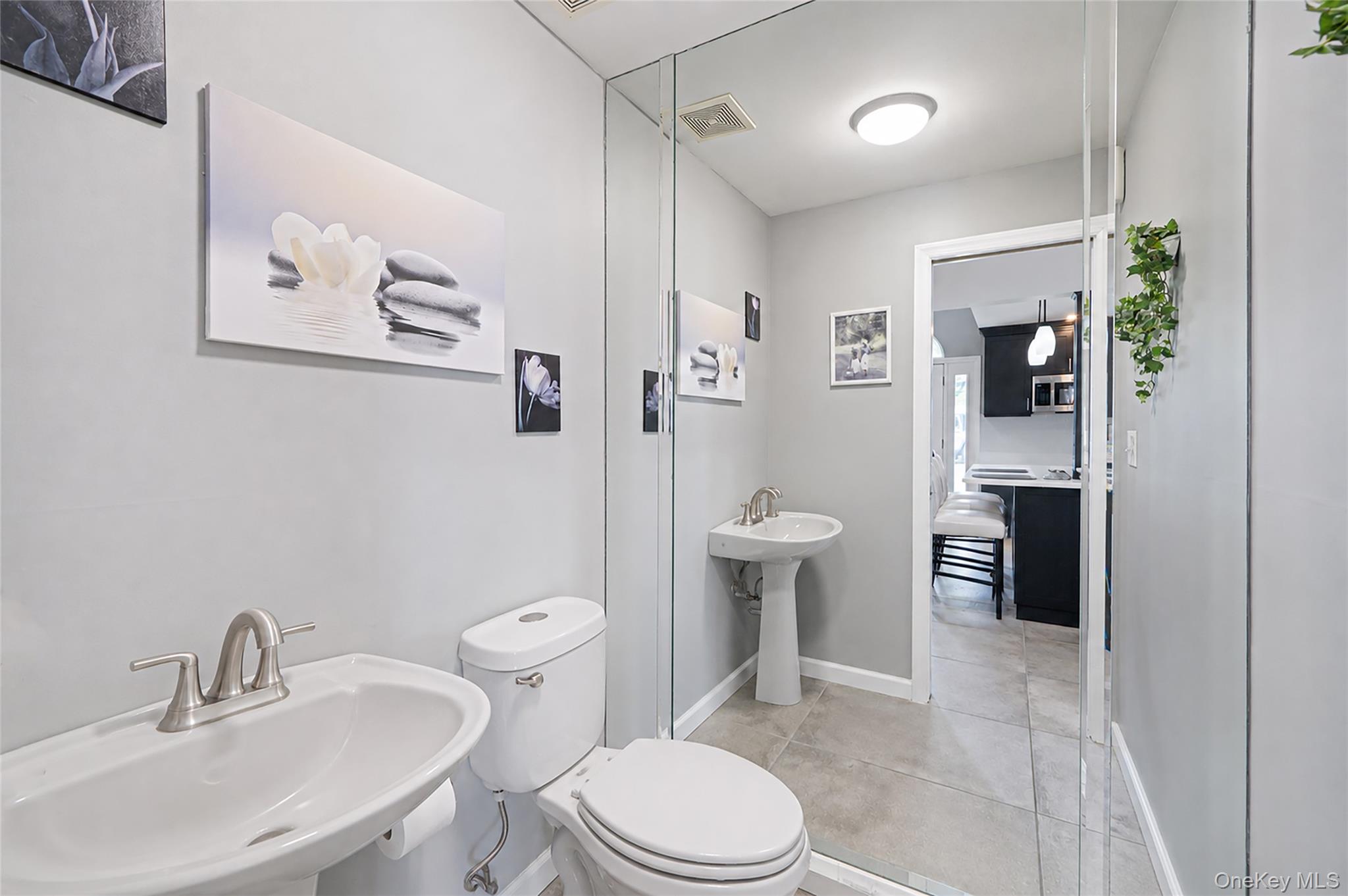 14 Locust Street Property Photo 18