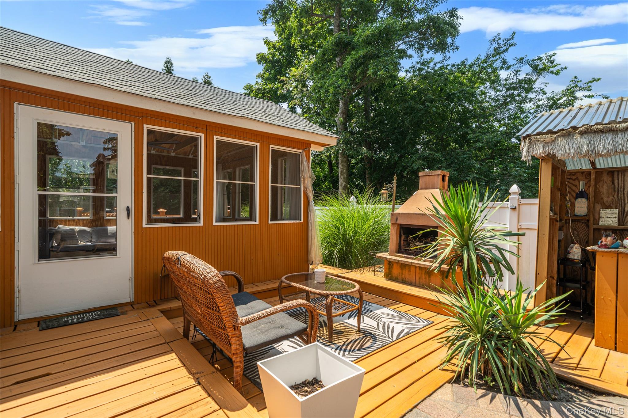 14 Locust Street Property Photo 21