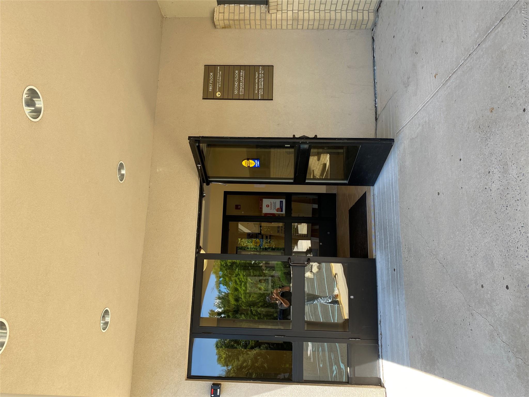 345 N Main Street Property Photo 15