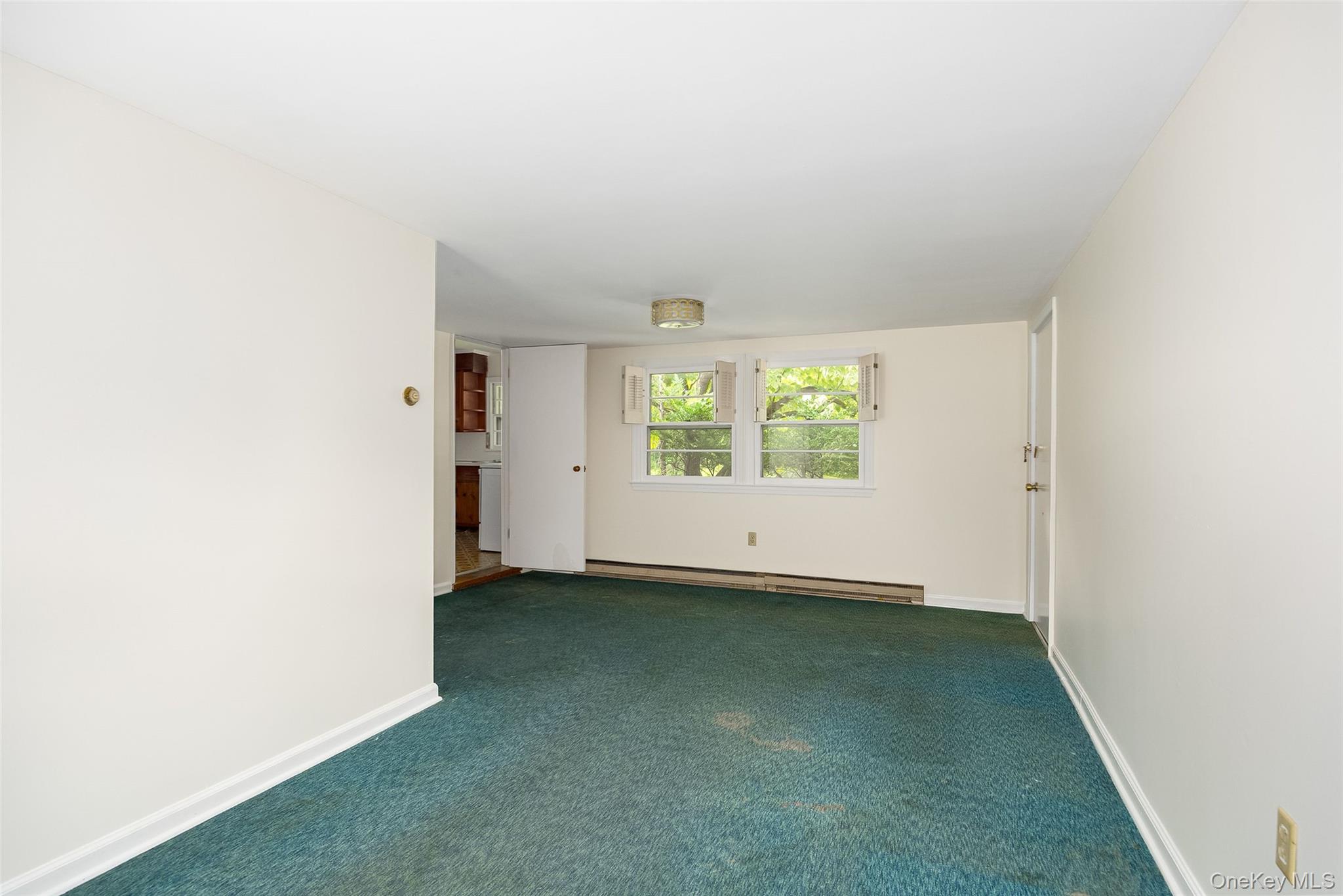 18 Flower Hill Road Property Photo 12