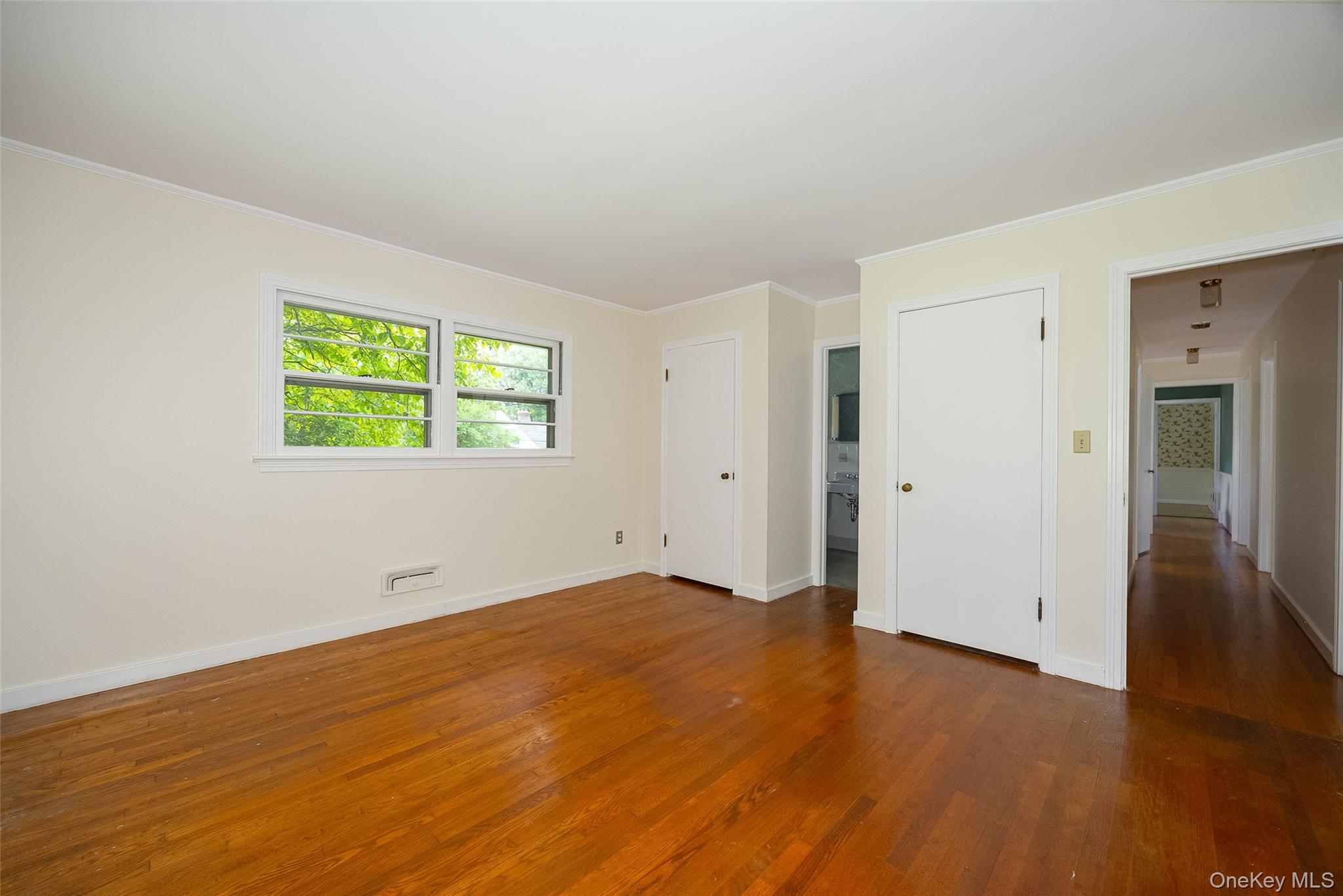 18 Flower Hill Road Property Photo 13
