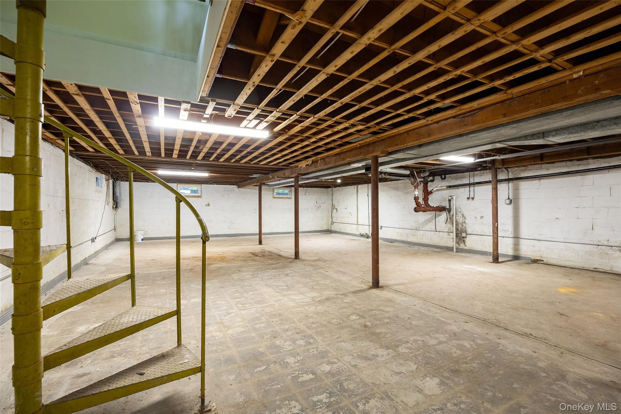 18 Flower Hill Road Property Photo 18