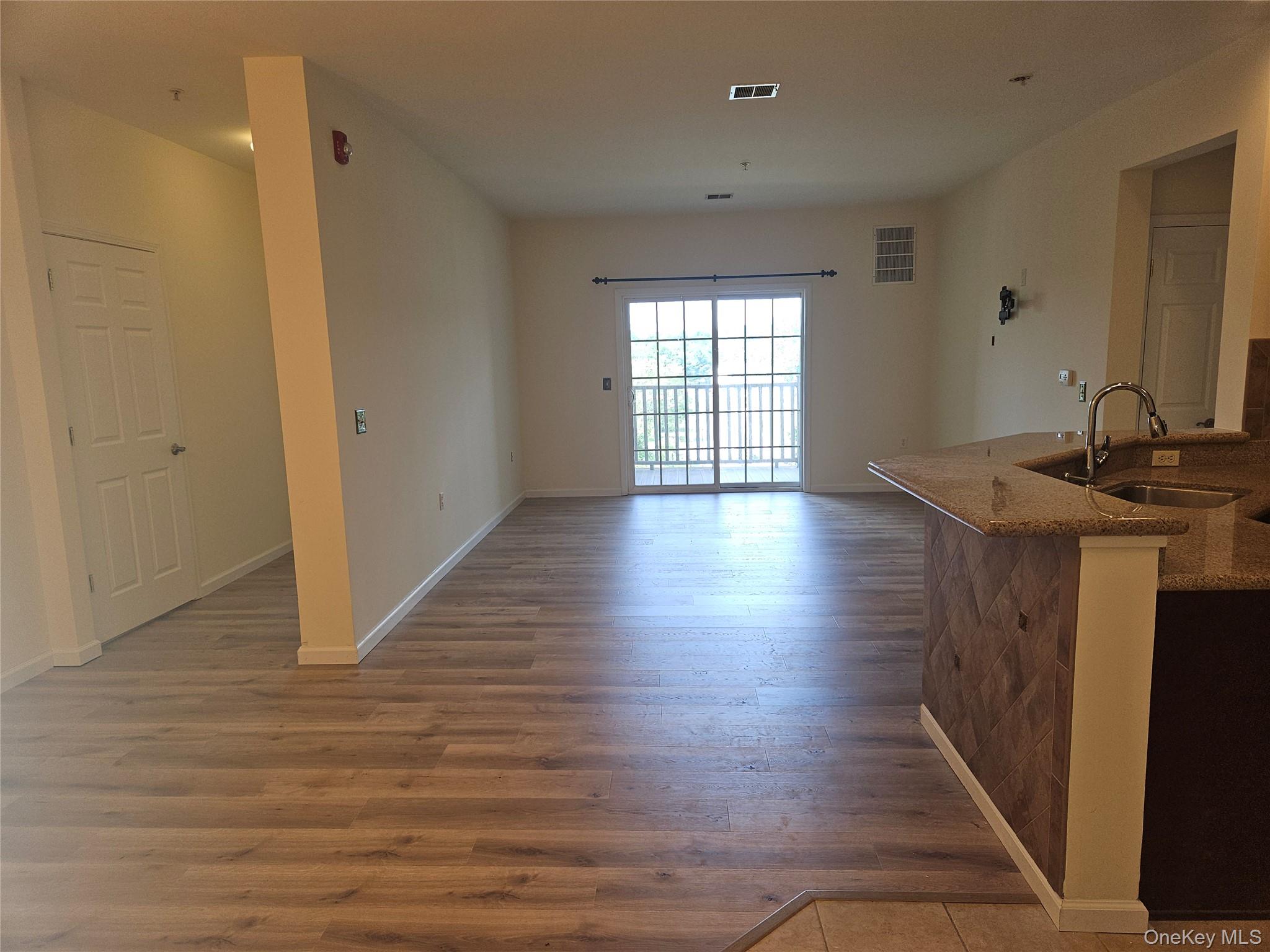 934 Tower Ridge Circle Property Photo 4