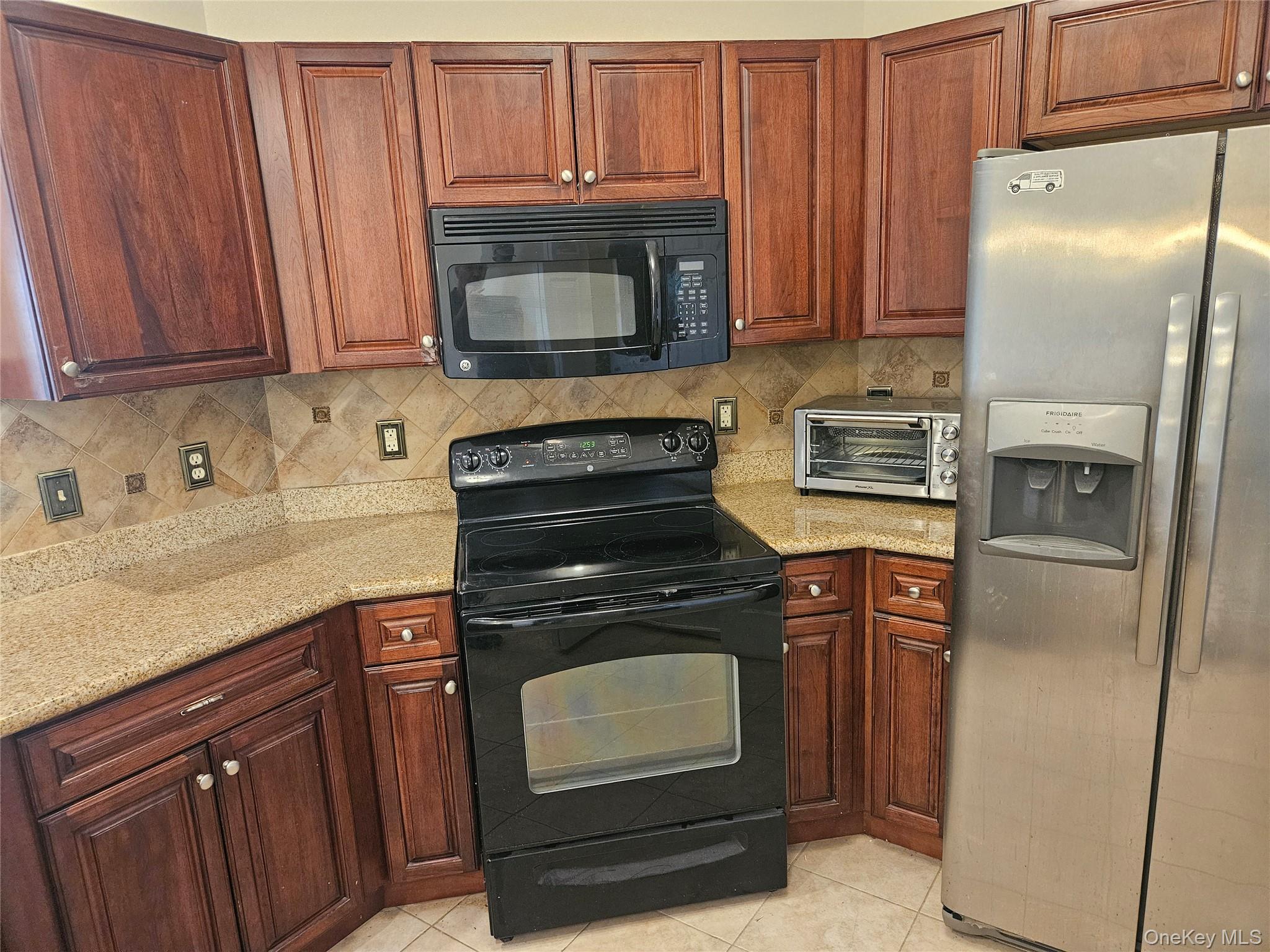 934 Tower Ridge Circle Property Photo 12