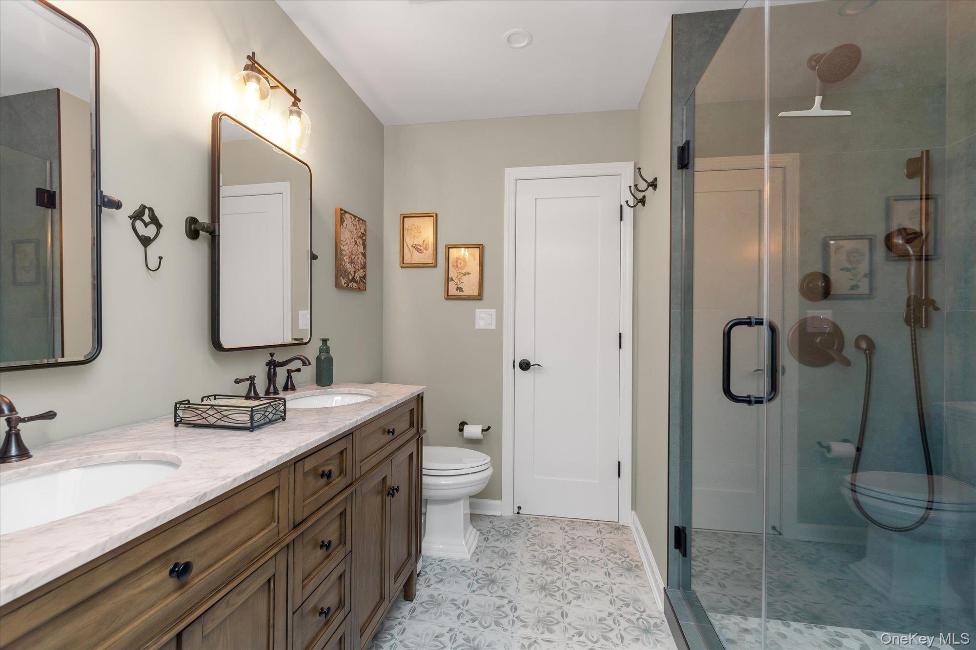6 Montgomery Lane Property Photo 18
