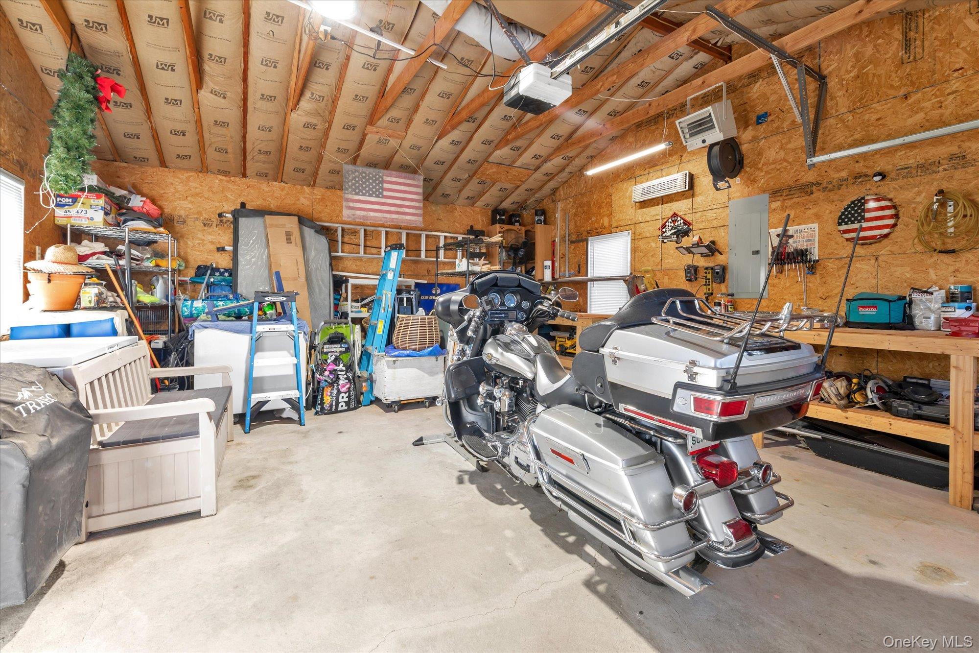 6 Montgomery Lane Property Photo 20