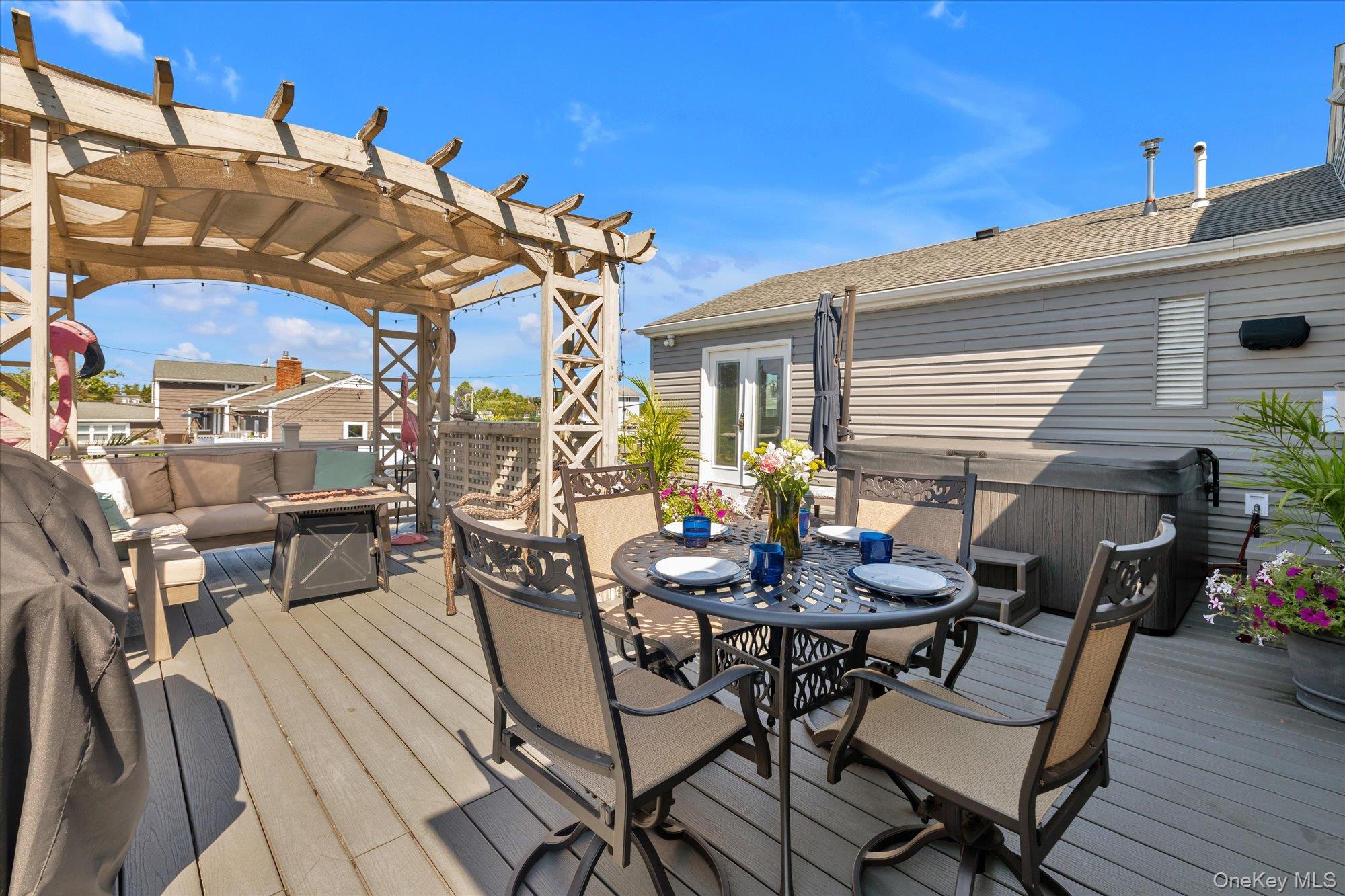 6 Montgomery Lane Property Photo 22