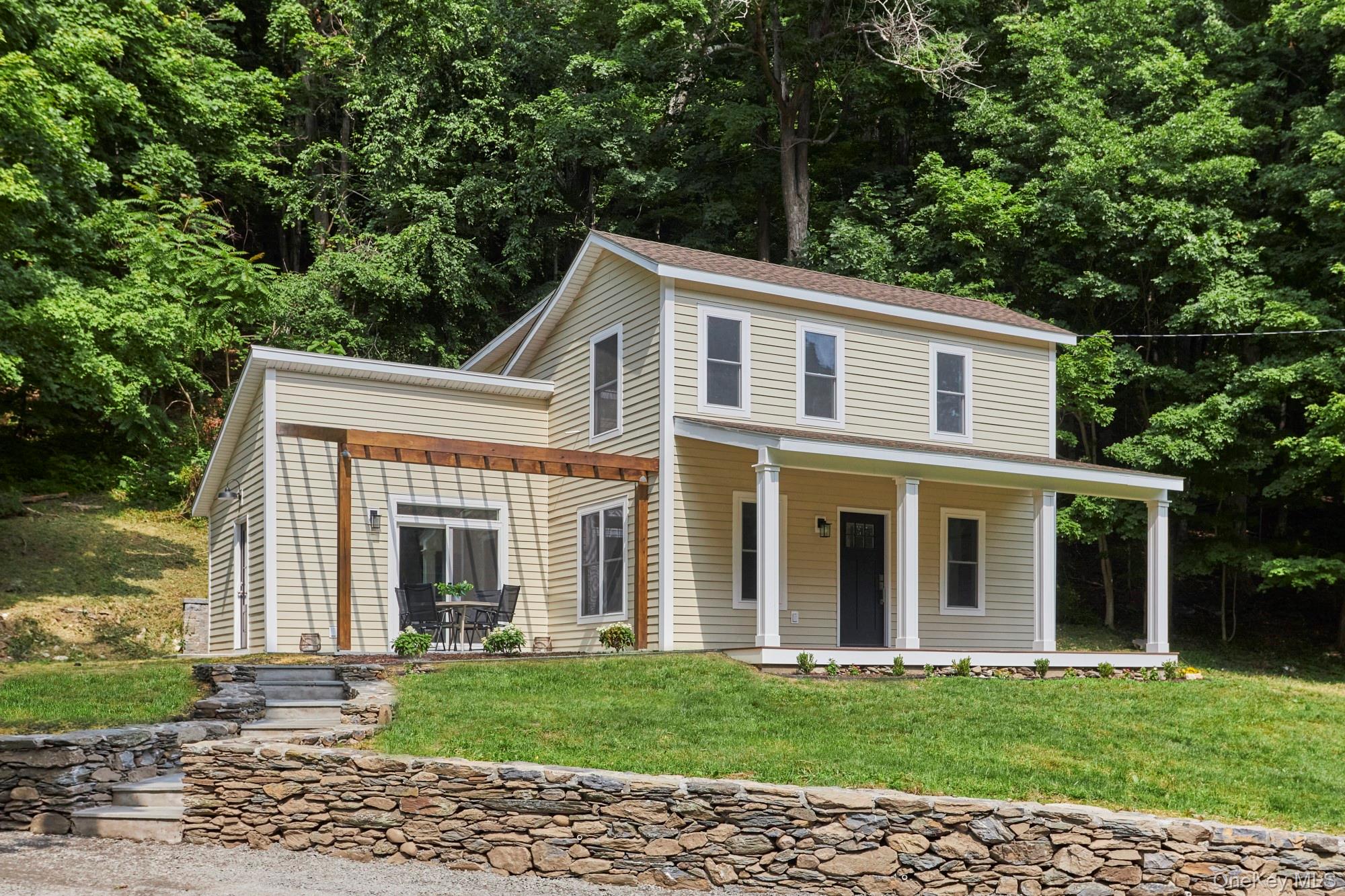621 Milan Hollow Road Property Photo 2