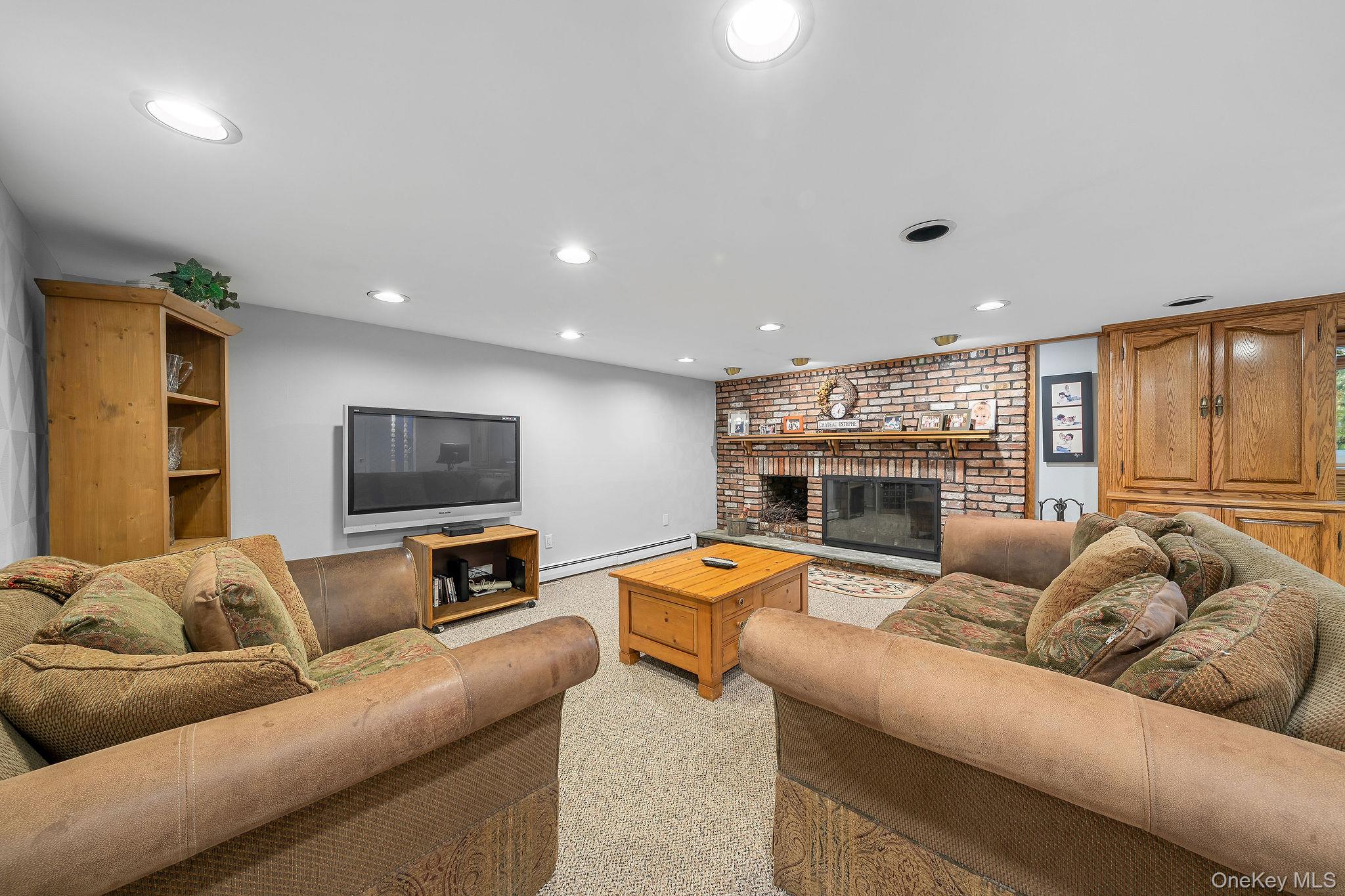 1 Cortland Avenue Property Photo 20