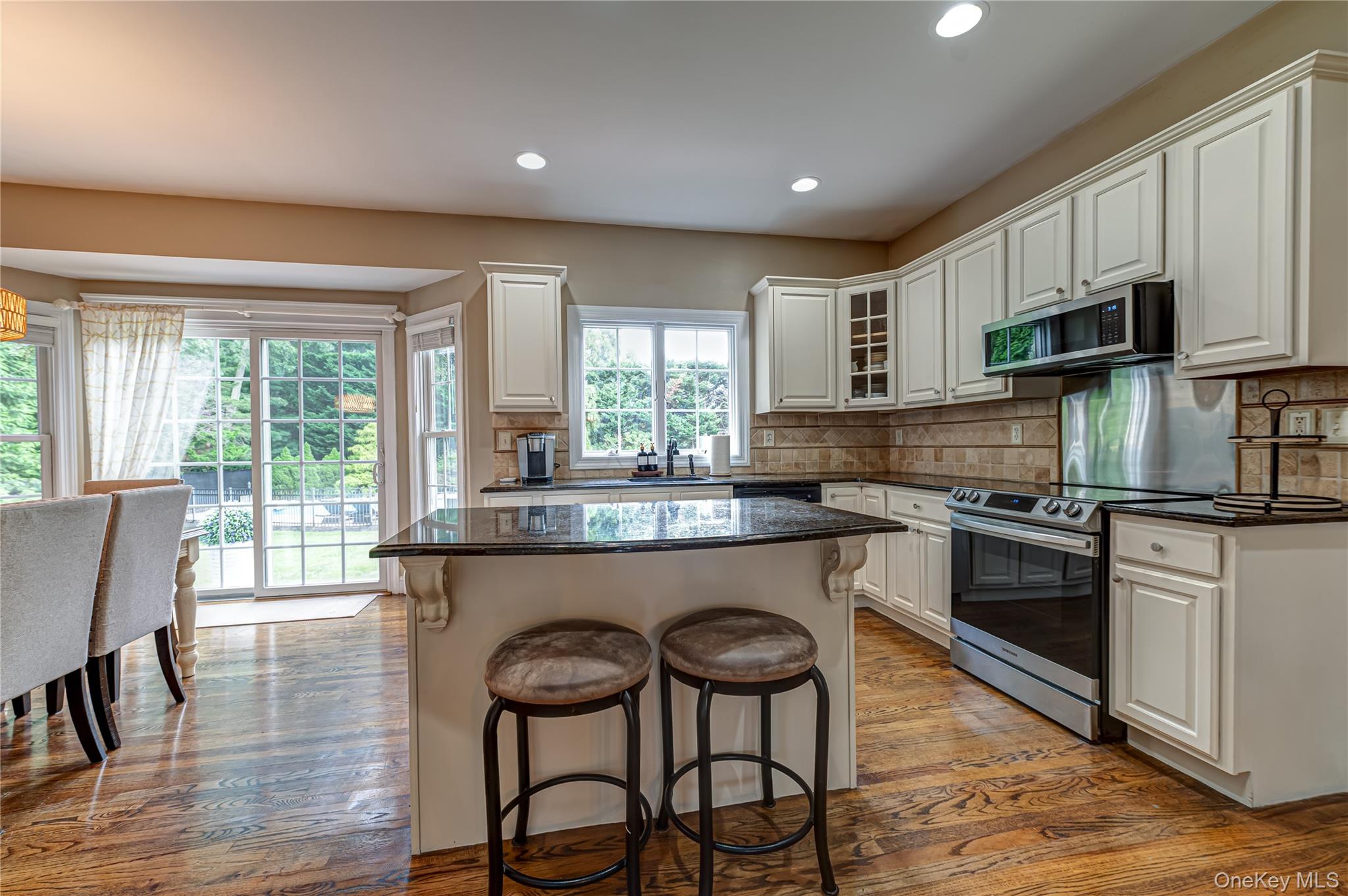 61 Hillside Avenue Property Photo 5