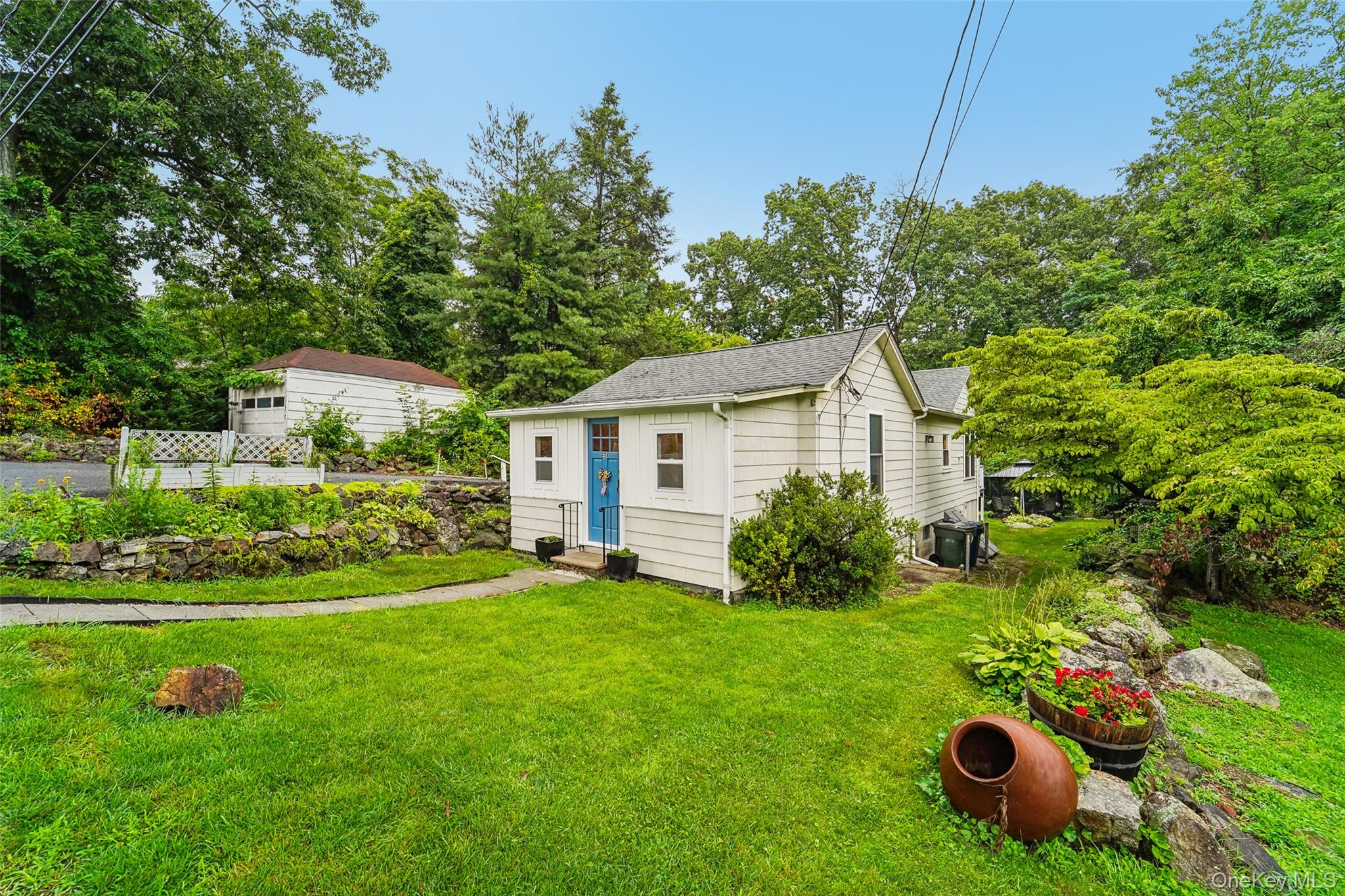 21 Garrison Road Property Photo 1