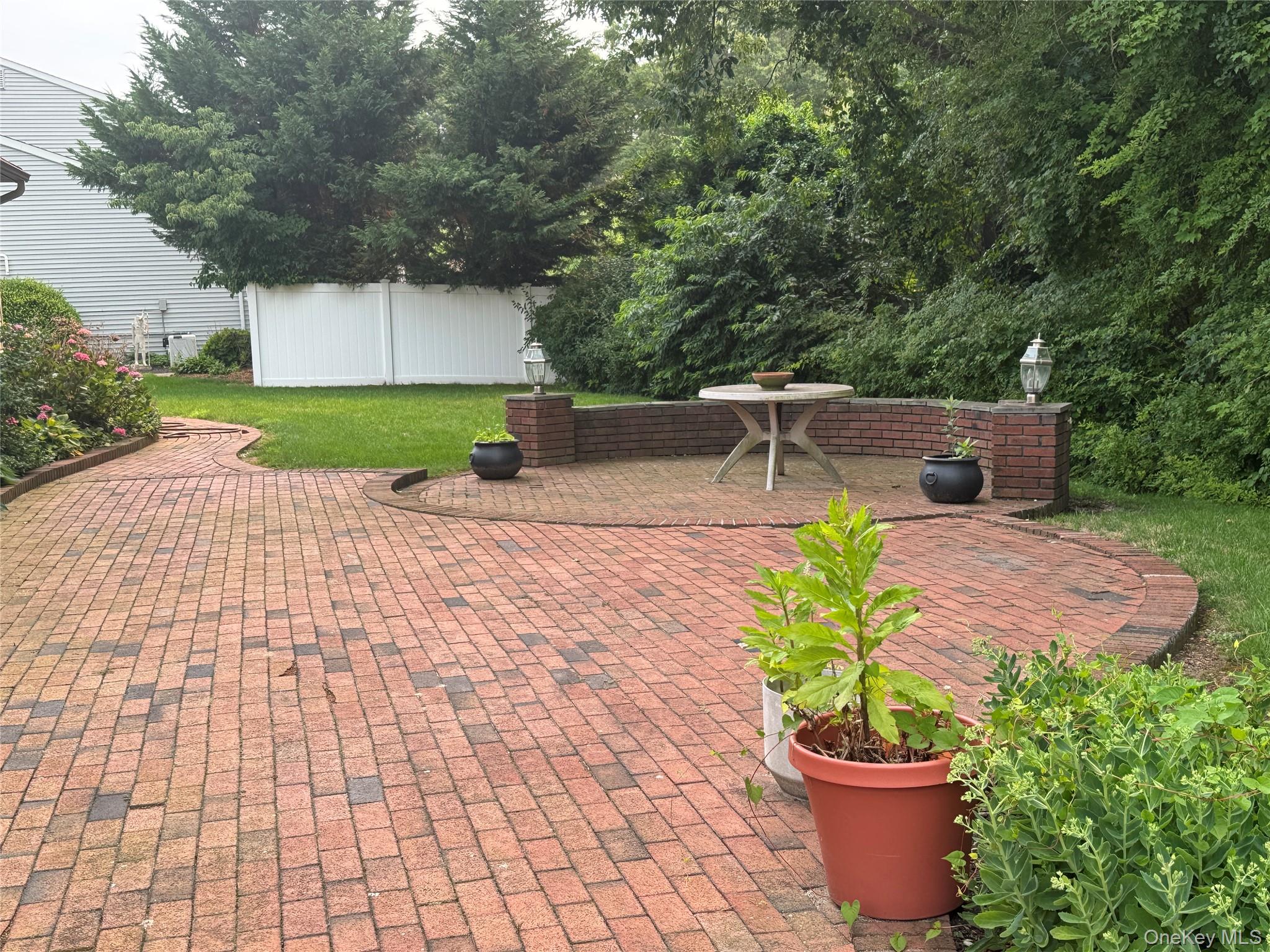15 Stonehurst Lane Property Photo 27