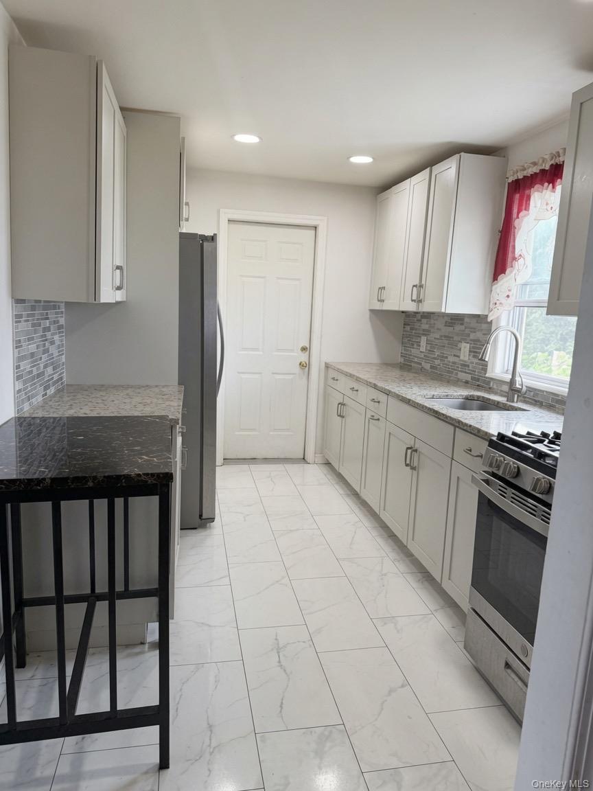 36 Division Avenue Property Photo 5