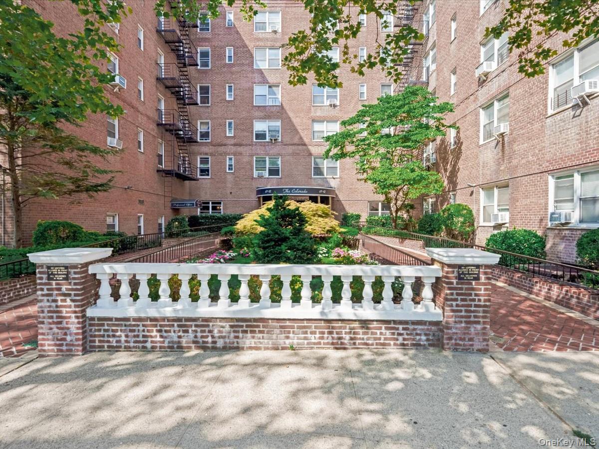 67-12 Yellowstone Boulevard F6 Property Photo 3