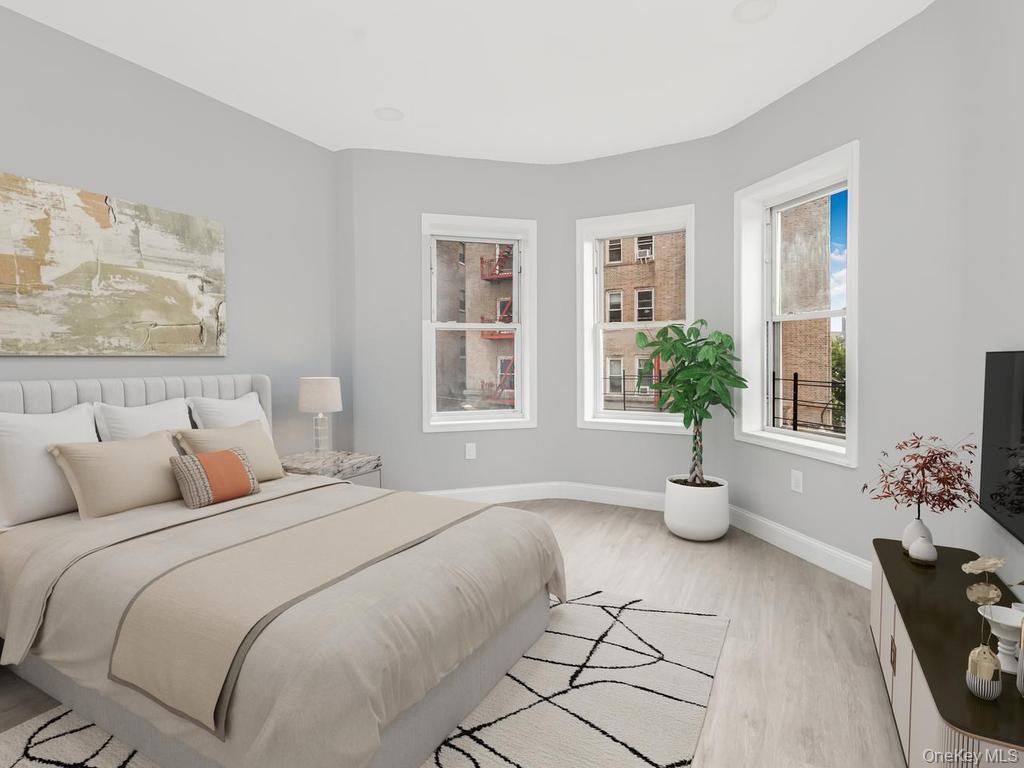 1893 Longfellow Avenue Property Photo 9