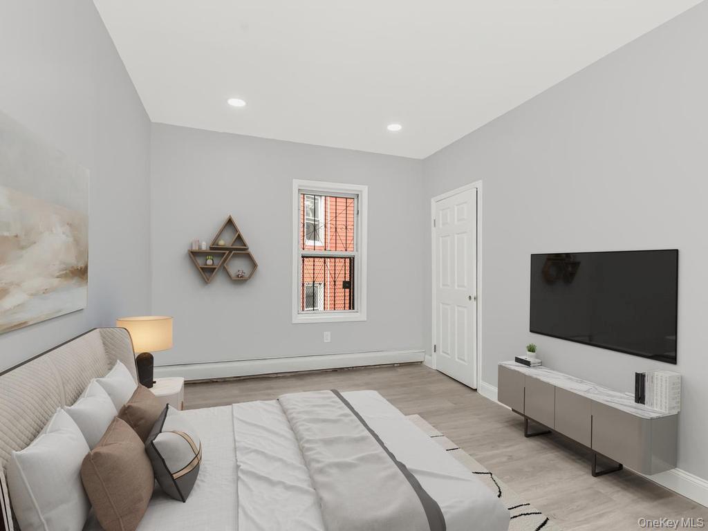 1893 Longfellow Avenue Property Photo 11
