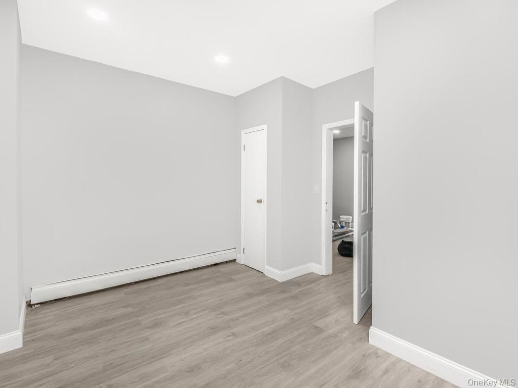 1893 Longfellow Avenue Property Photo 14