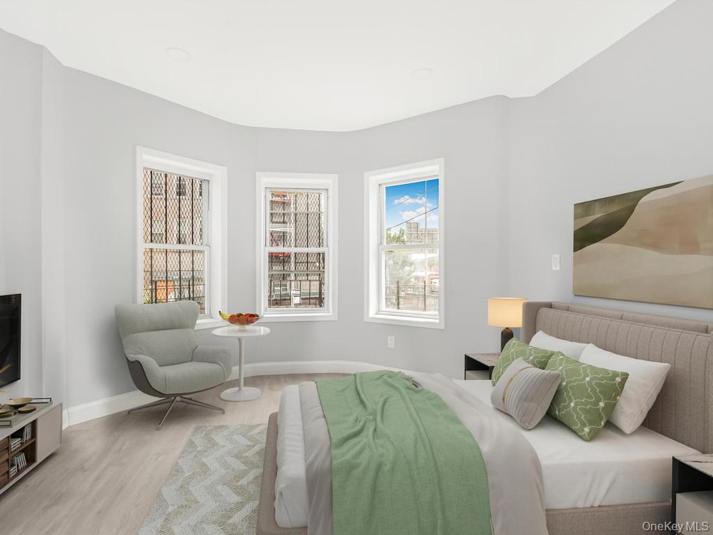 1893 Longfellow Avenue Property Photo 15