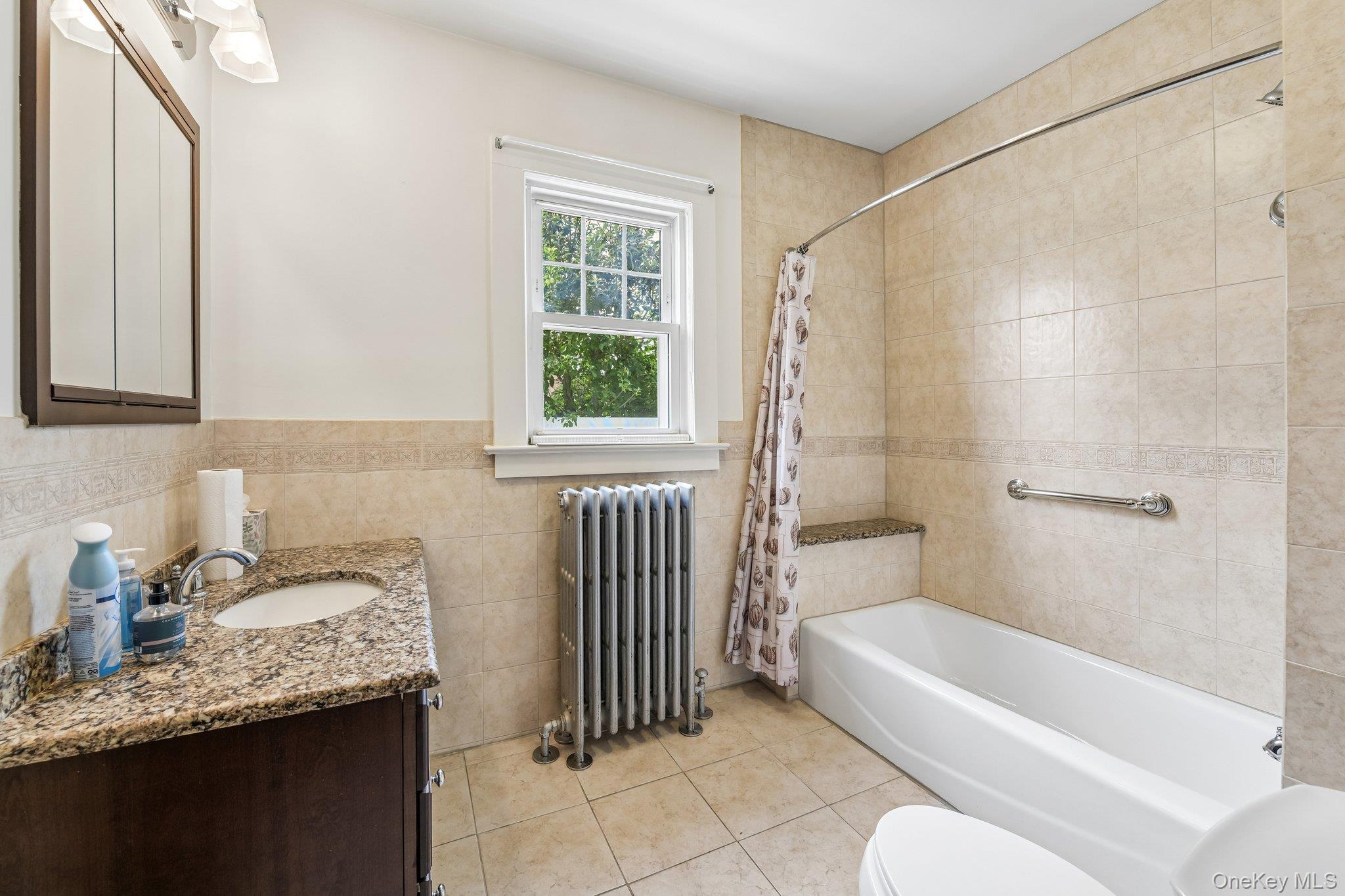 781 Grand Terrace Avenue Property Photo 22