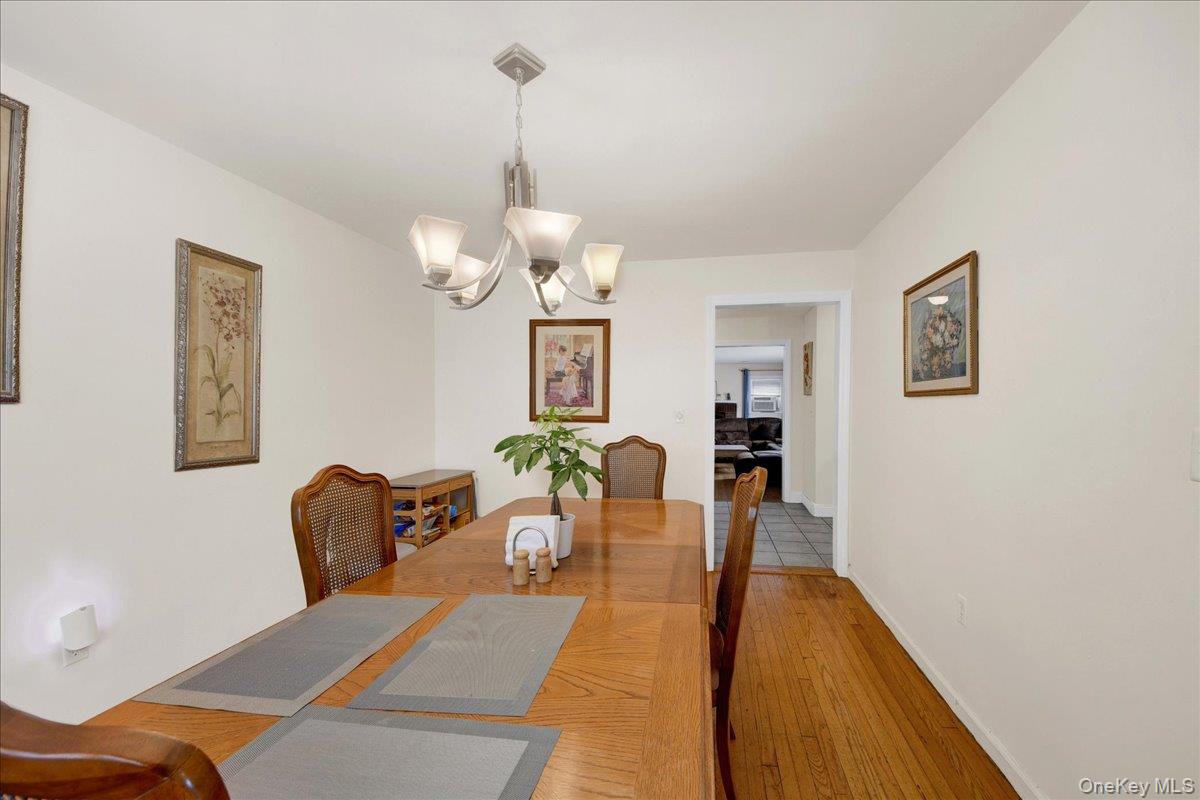 238 Van Cortlandt Park Avenue Property Photo 7