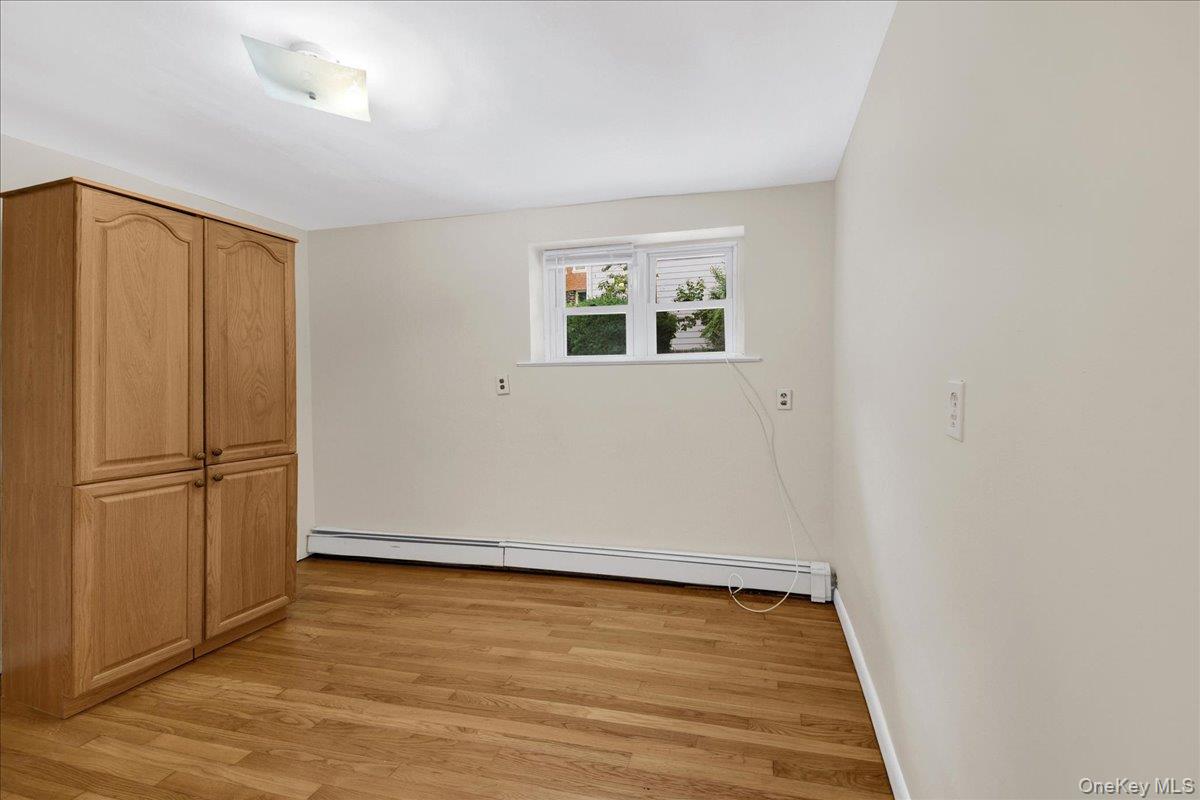 238 Van Cortlandt Park Avenue Property Photo 11