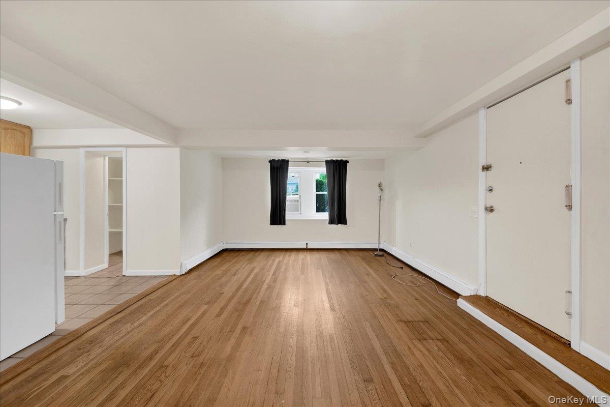 238 Van Cortlandt Park Avenue Property Photo 14