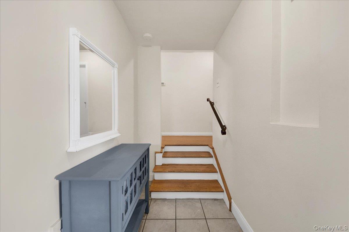 238 Van Cortlandt Park Avenue Property Photo 22
