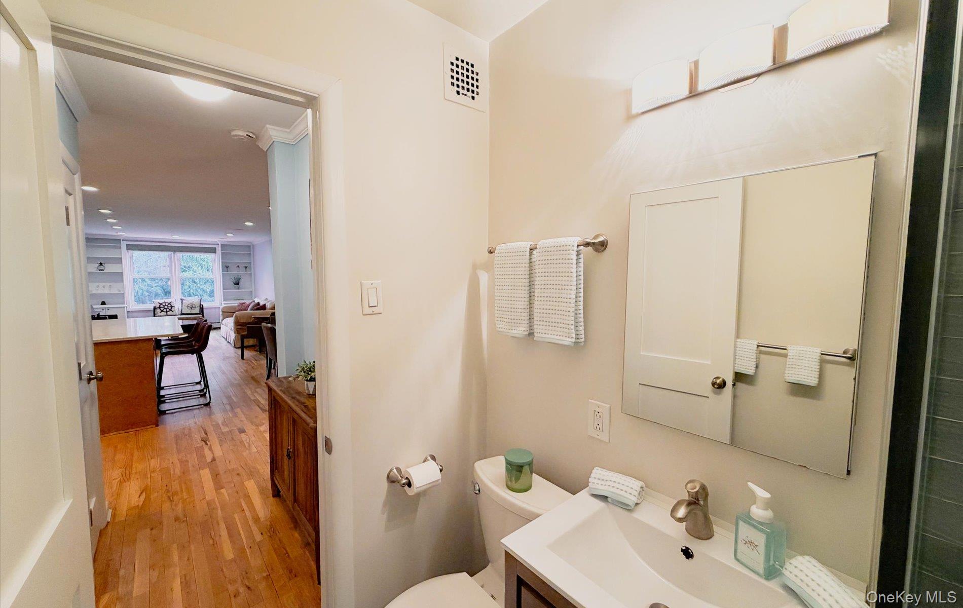 42-30 Douglaston Parkway 5l Property Photo 14