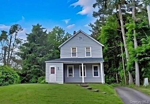 211 Ludvigh Road Property Photo 1