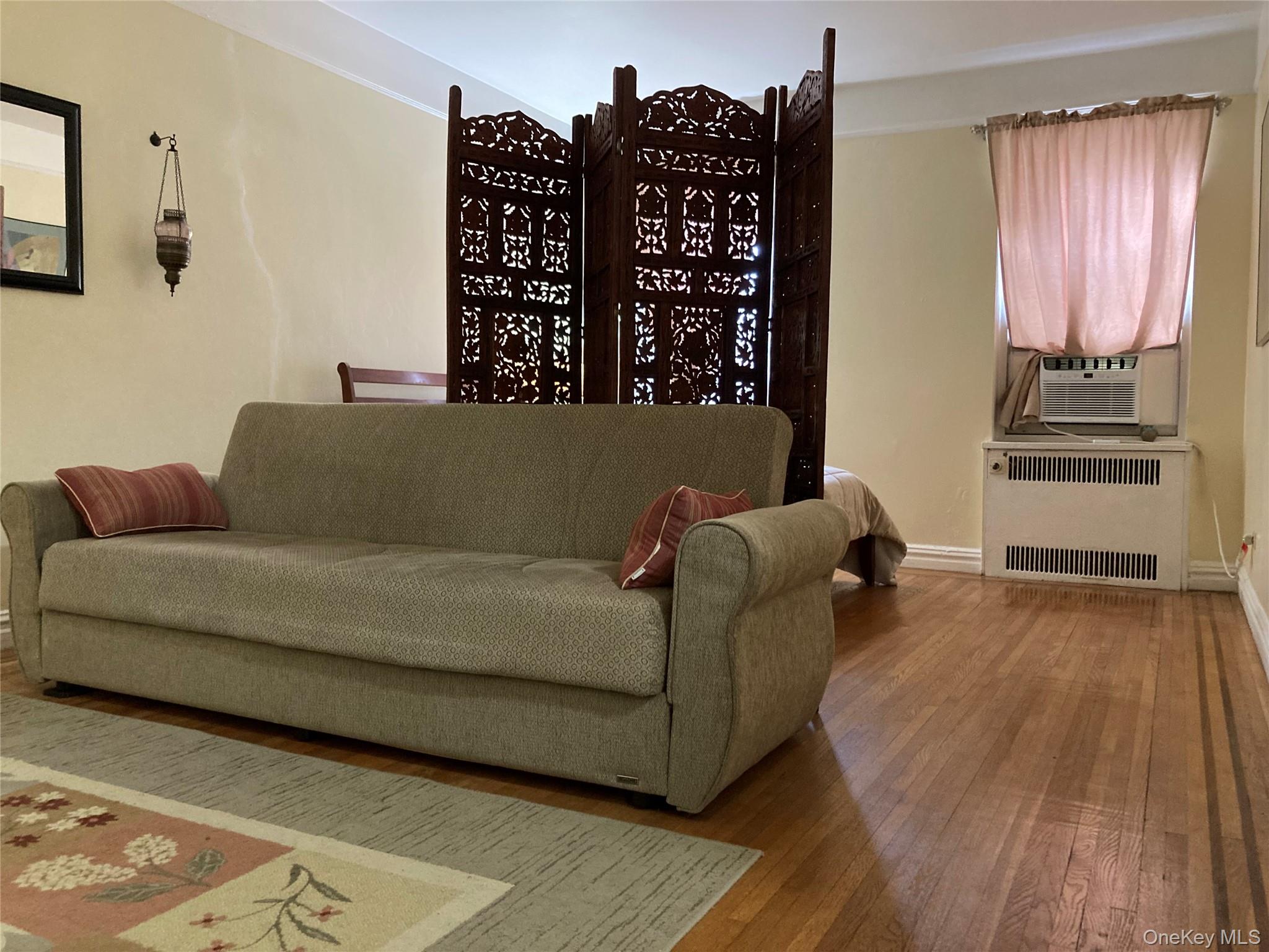 61-41 Saunders Street B57 Property Photo 4