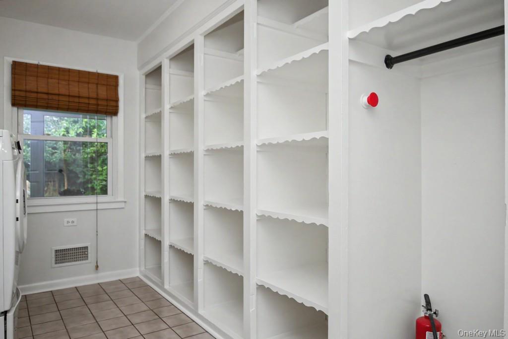 17 Talbot Avenue Property Photo 8