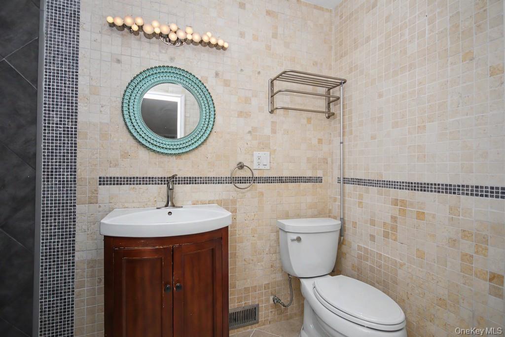 17 Talbot Avenue Property Photo 34