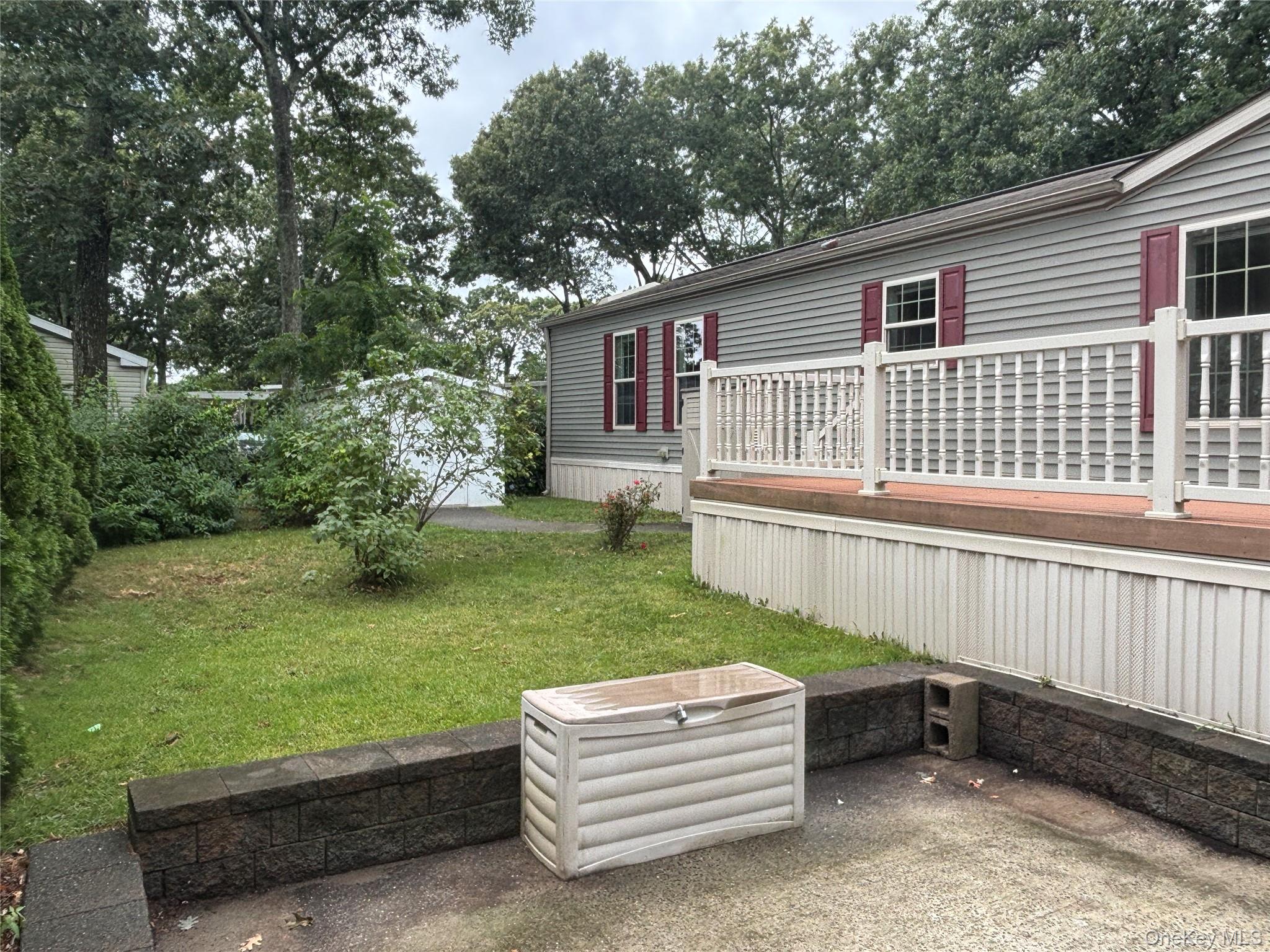 1661 Old Country Road 84 Property Photo 5
