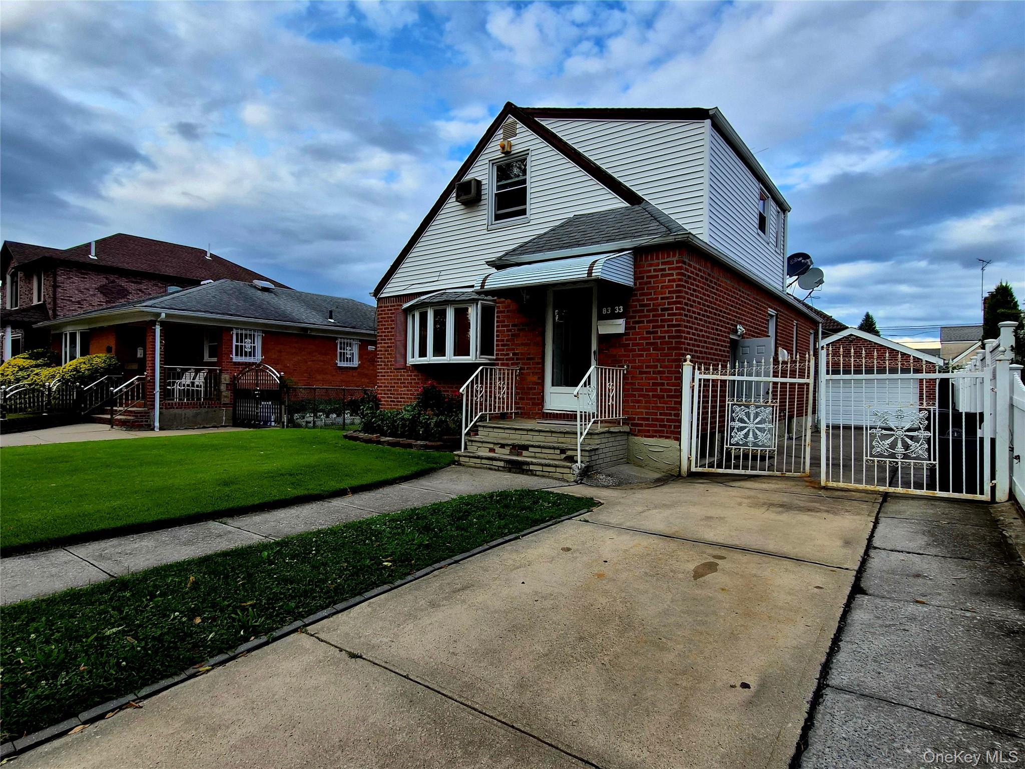 8333 251st Street Property Photo 1