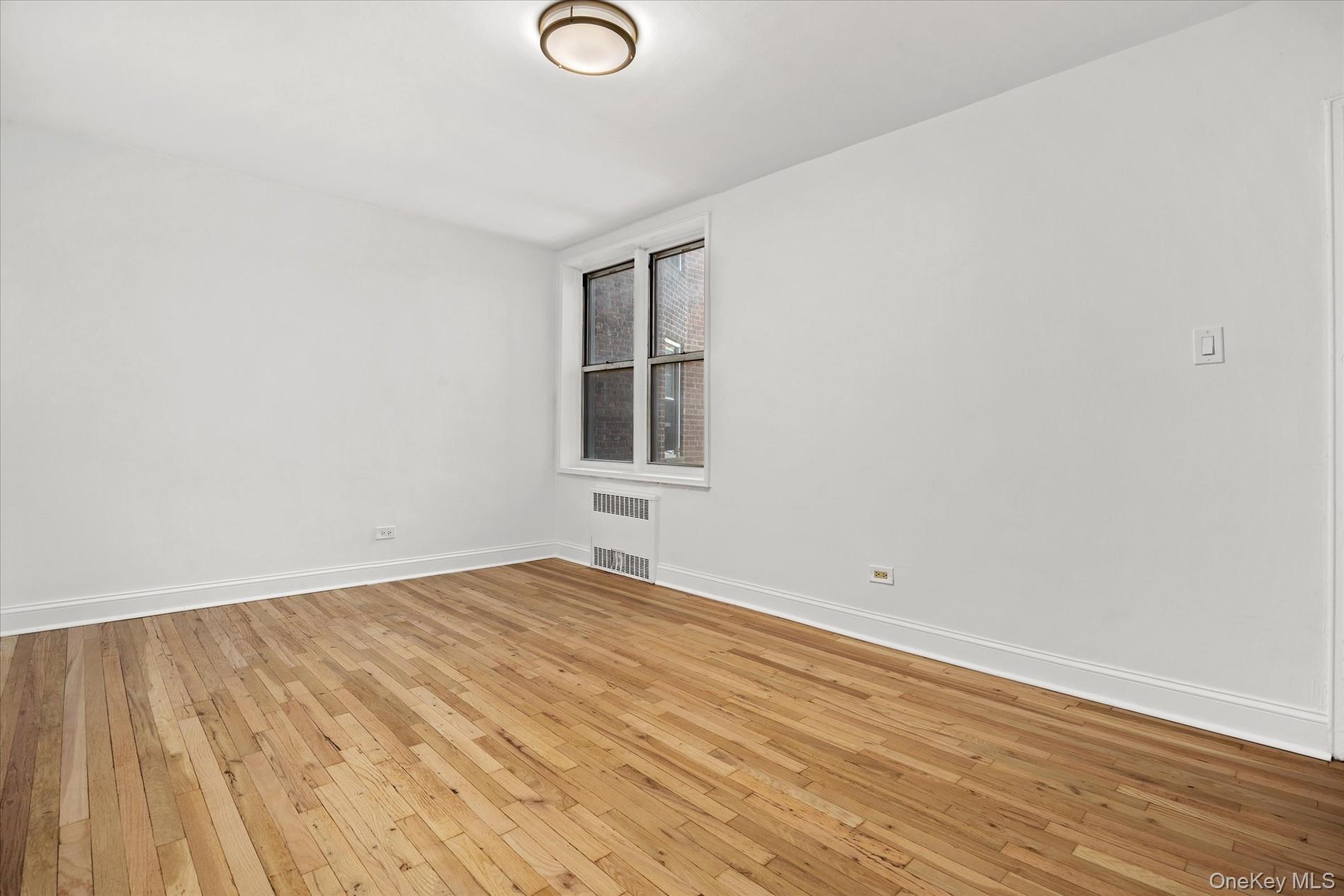 67-30 Clyde Street 3b Property Photo 10