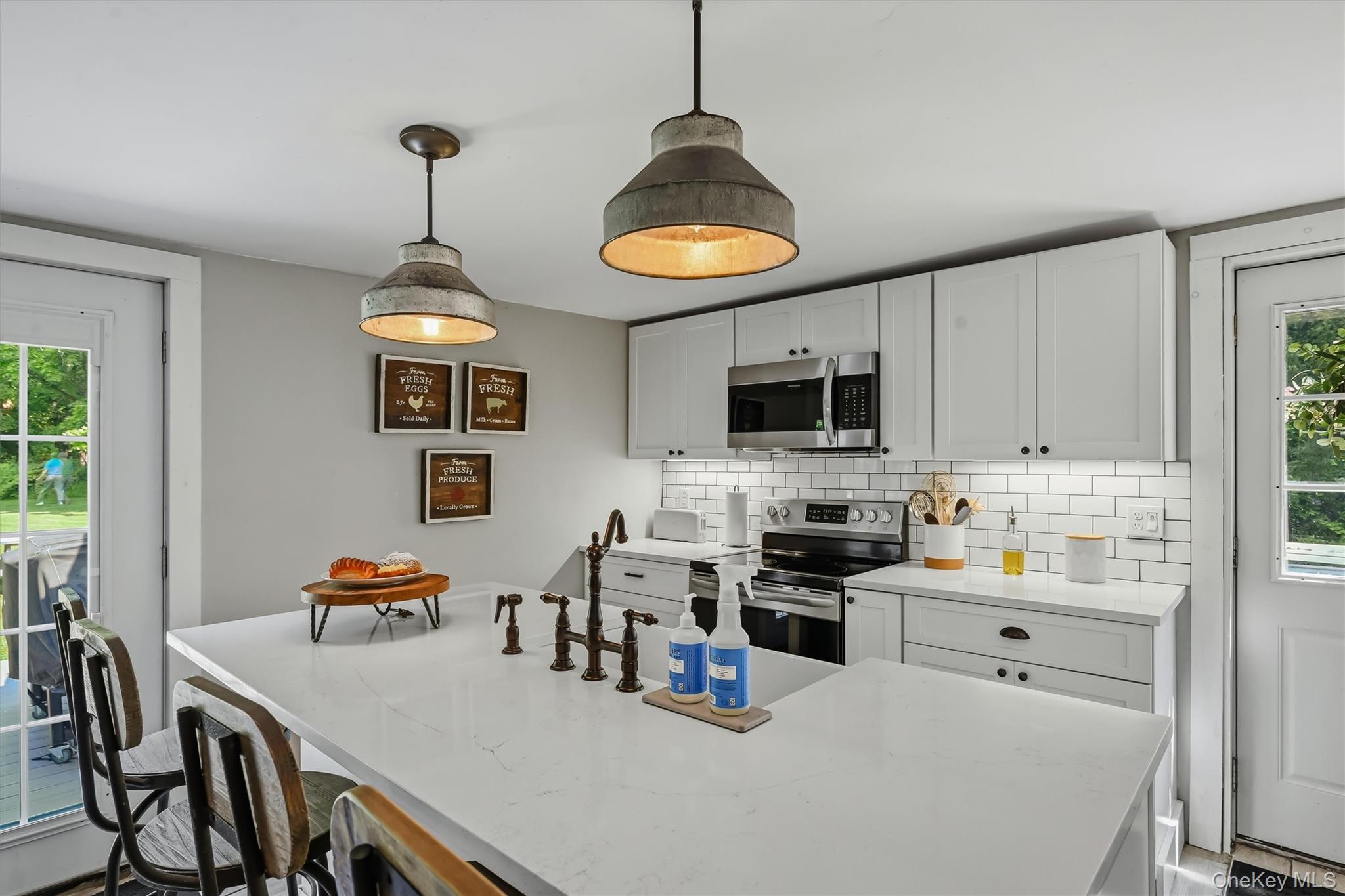 51 Mountainside Road Property Photo 6