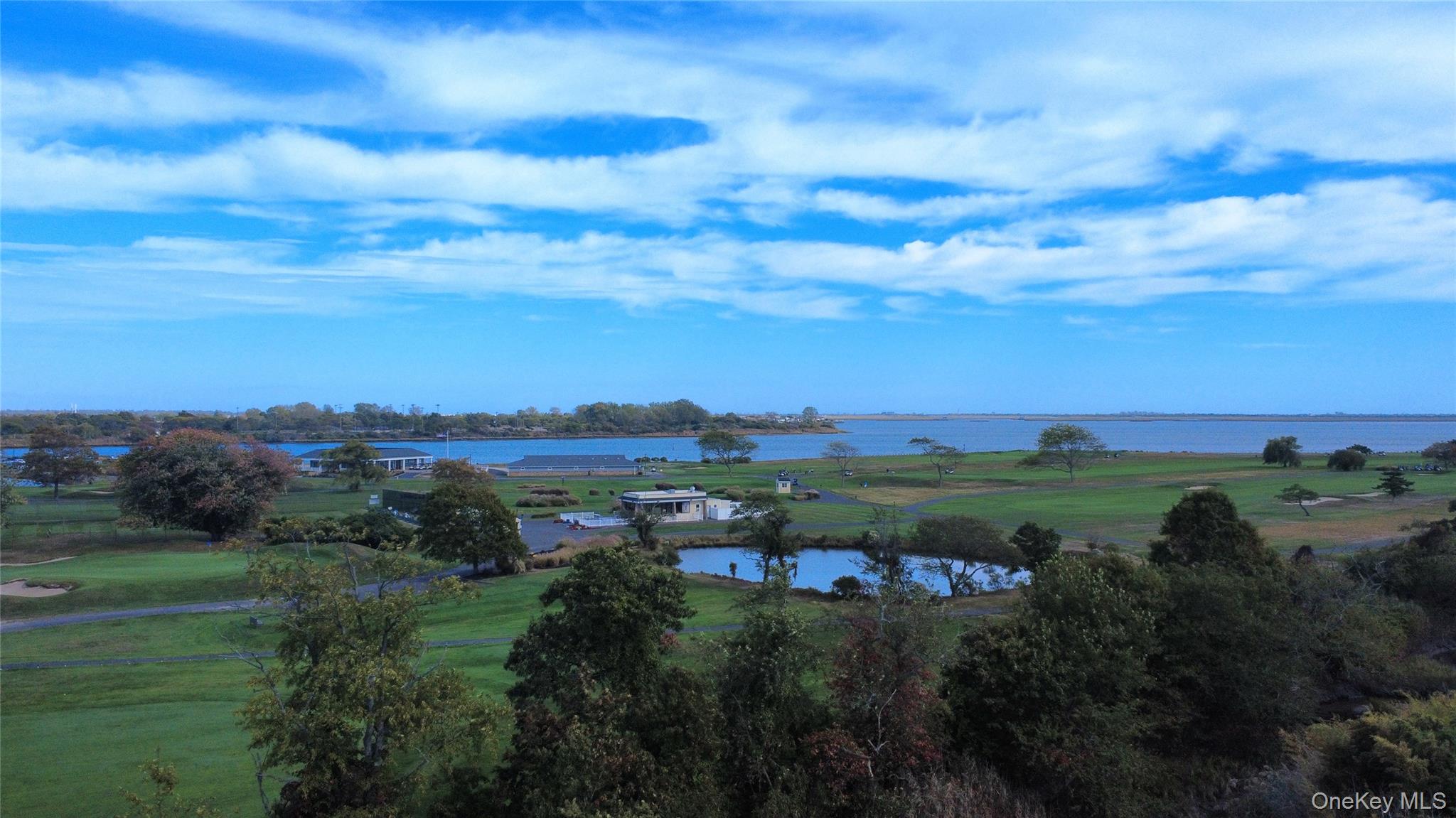487 Links Drive Property Photo 10