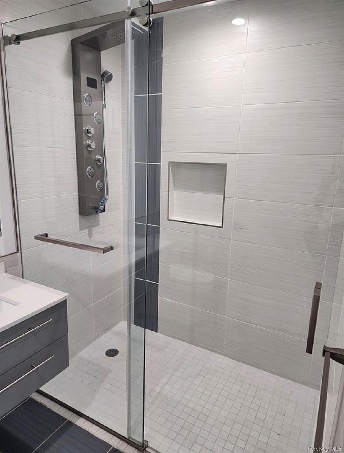 1440 31st Avenue 1r Property Photo 5