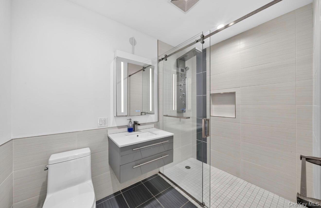 1440 31st Avenue 1r Property Photo 10