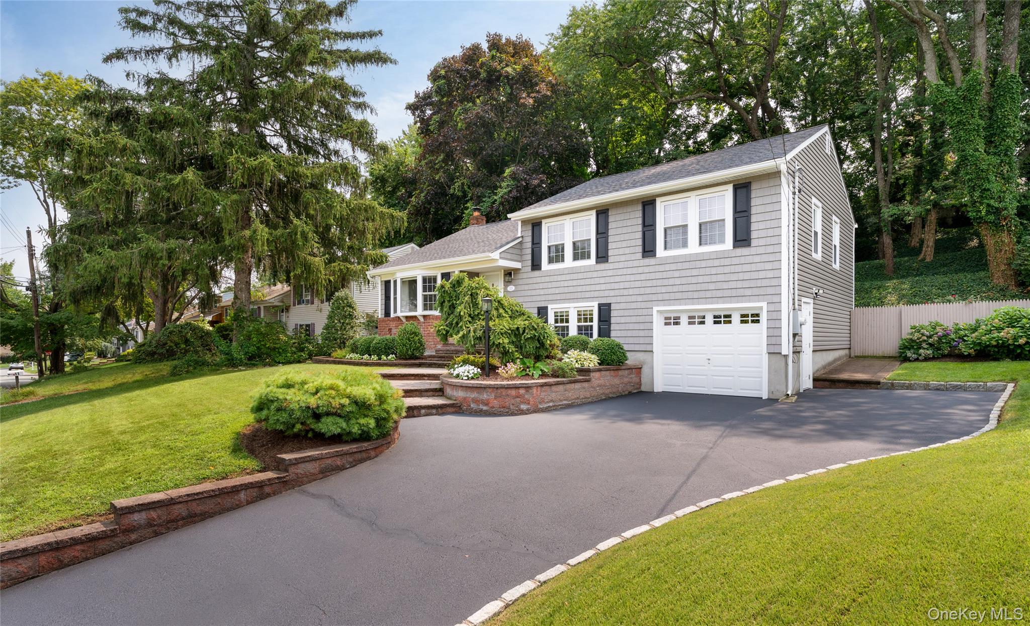 13 Longford Street Property Photo 2