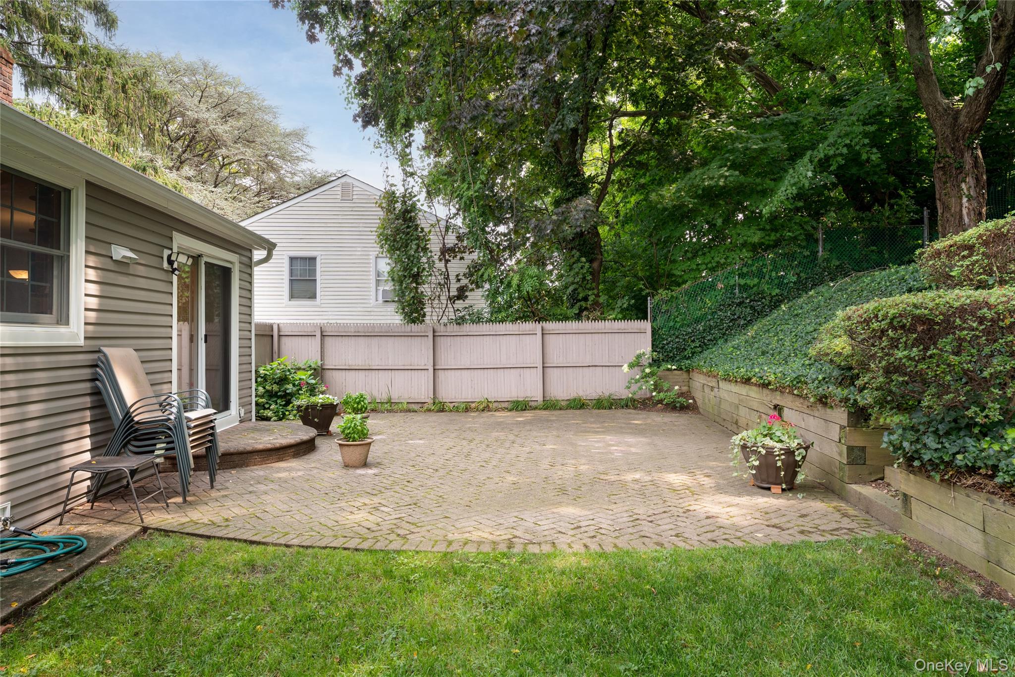 13 Longford Street Property Photo 28