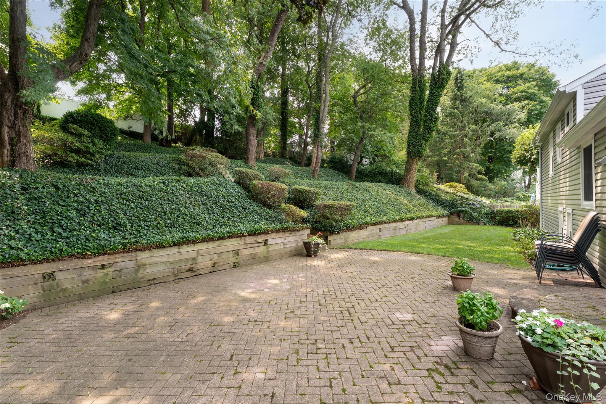 13 Longford Street Property Photo 29