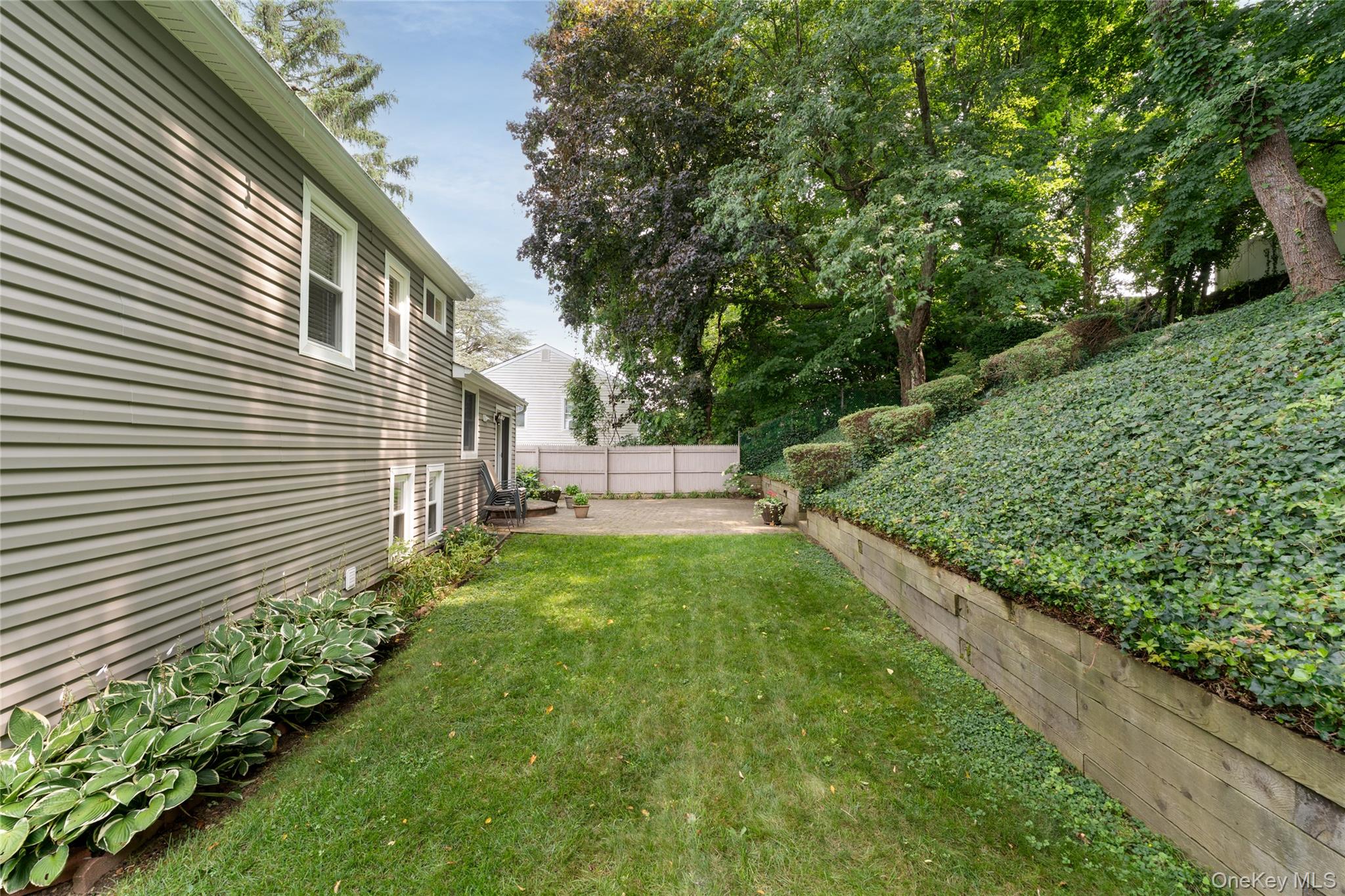 13 Longford Street Property Photo 36