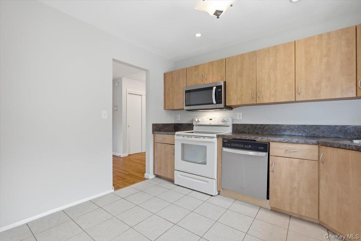 184 Long Hill Drive A Property Photo 21