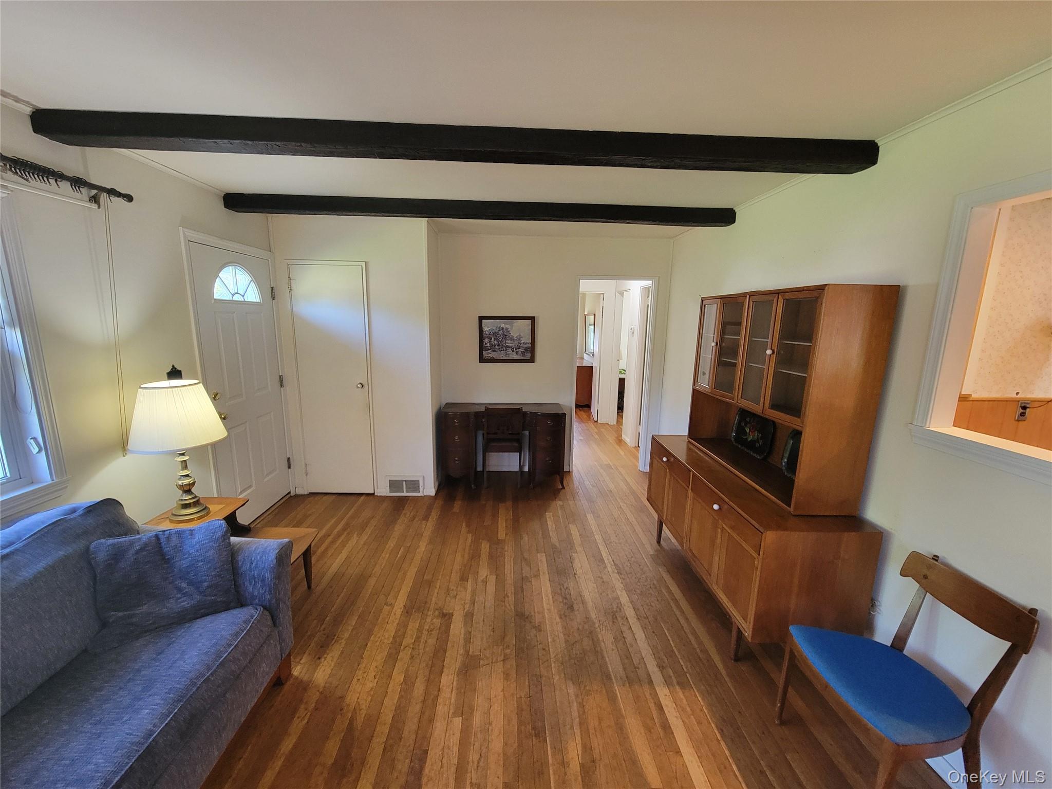18 Taft Avenue Property Photo 16