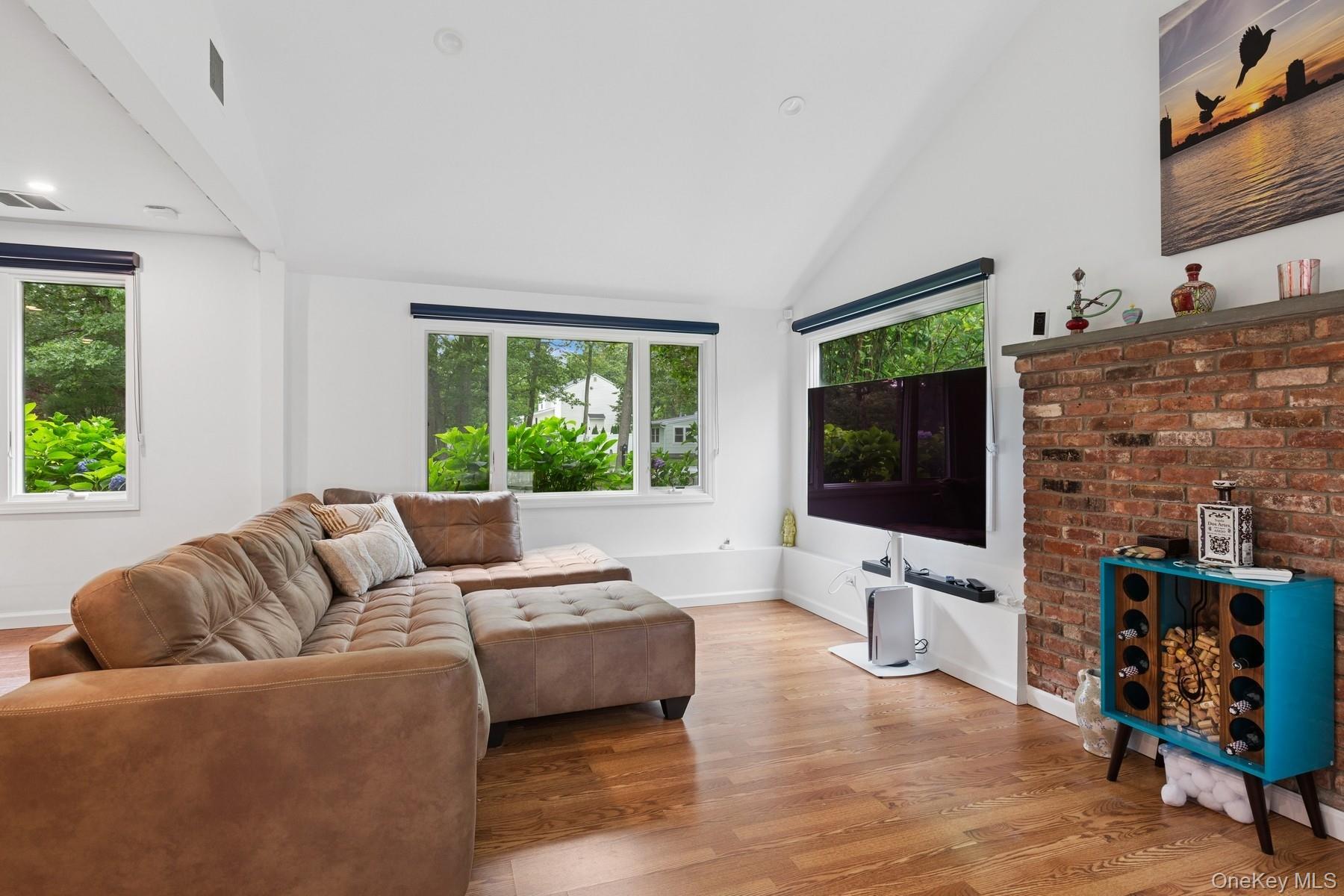 27 Atlantic Avenue Property Photo 17